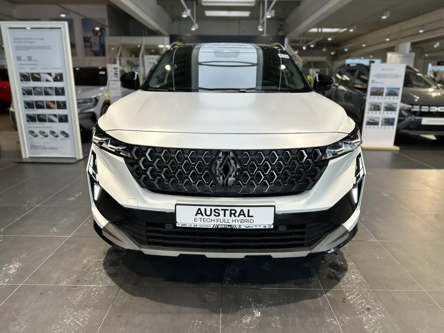 Renault Austral Esprit Alpine Full Hybrid E-Tech 200PS Negru - 2