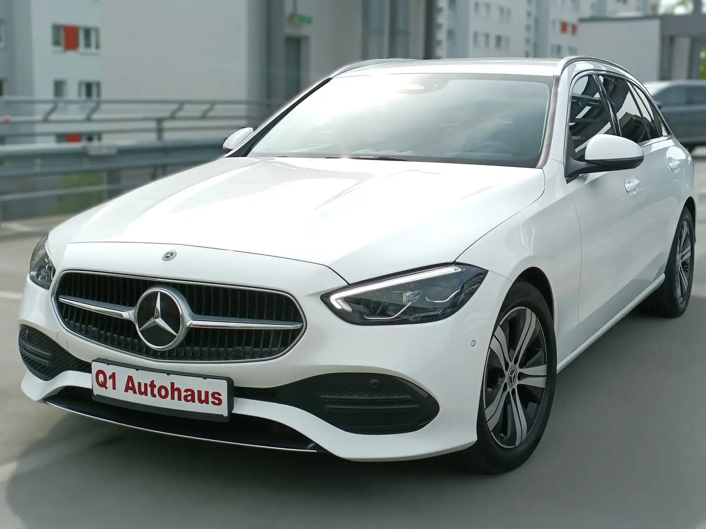 Mercedes-Benz C 220 C 220 T d AVANTGARDE SPORT MBUX+BUR/RFK/TEM/SH/AHK Weiß - 1