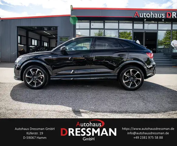 Audi Q3 view 7