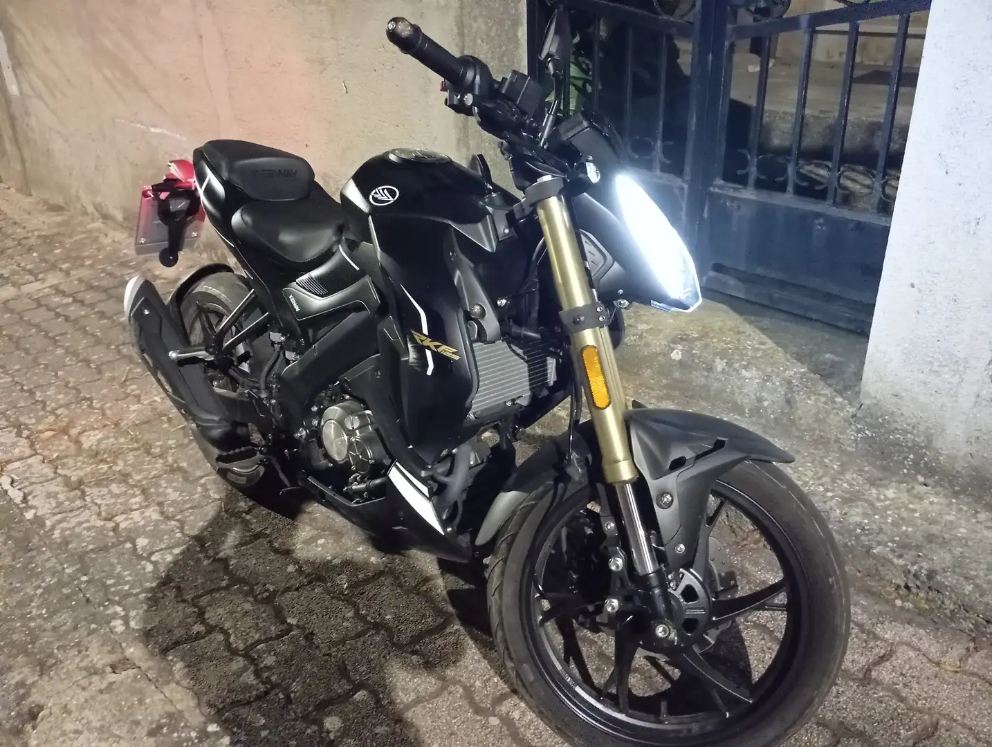 Keeway RKF 125 Fekete - 1