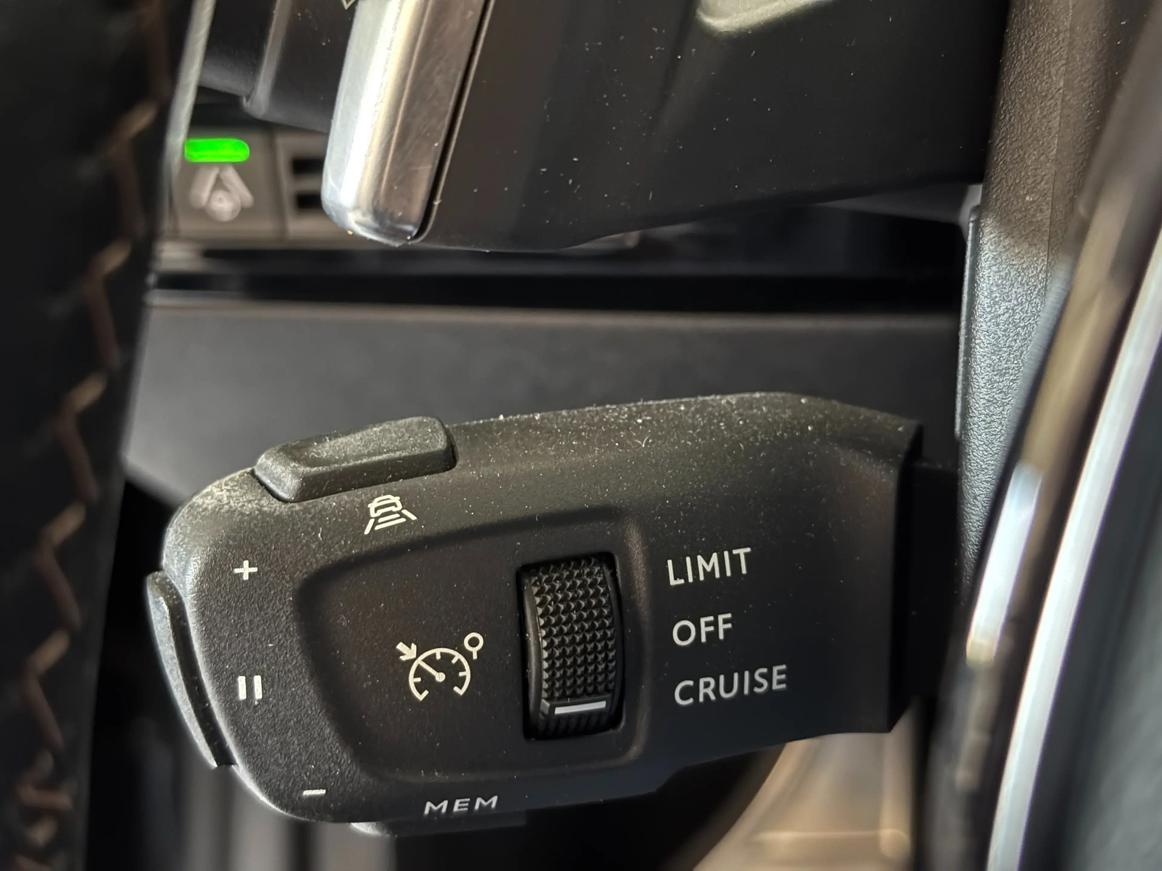Peugeot 508 GT VOLL 360° Pano ACC Rote Ledersitze — photo 10
