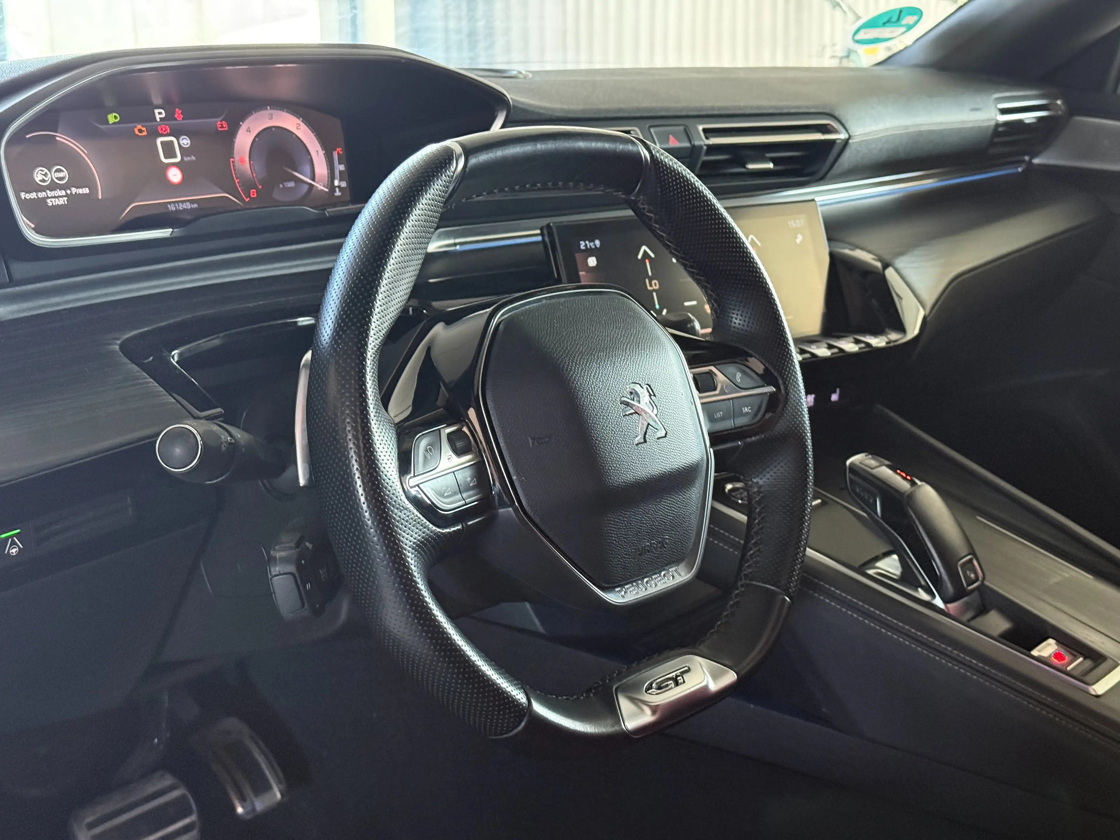 Peugeot 508 GT VOLL 360° Pano ACC Rote Ledersitze — photo 5