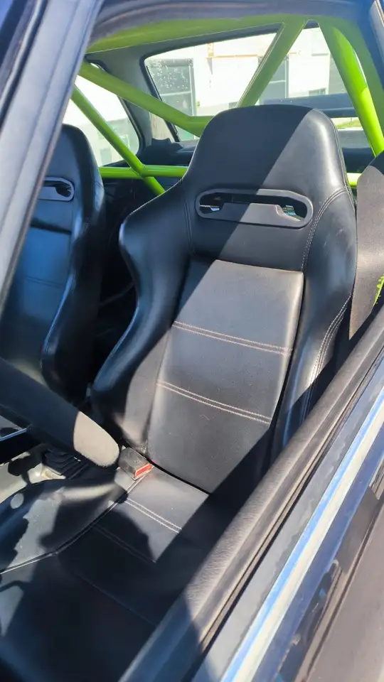 BMW 325i, foto 6