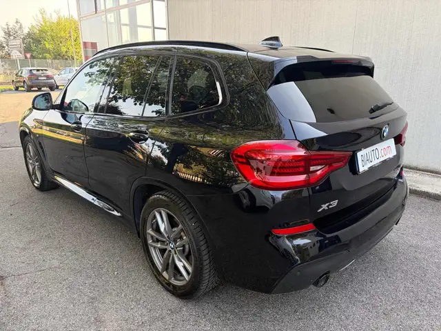 BMW X3 view 2