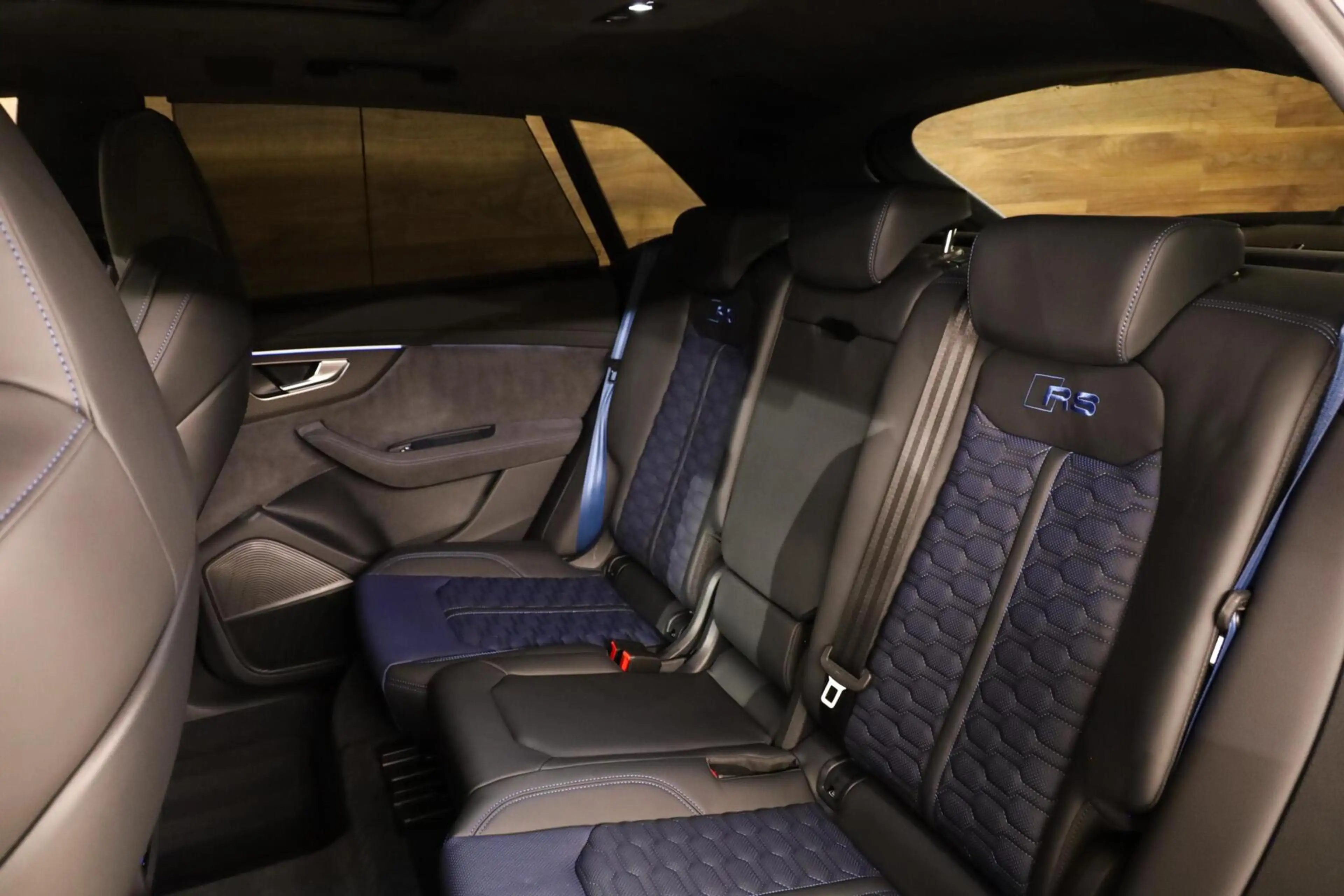 Audi RS Q8 Quattro Performance|Keramisch|Massage|Full Carbon| — photo 12