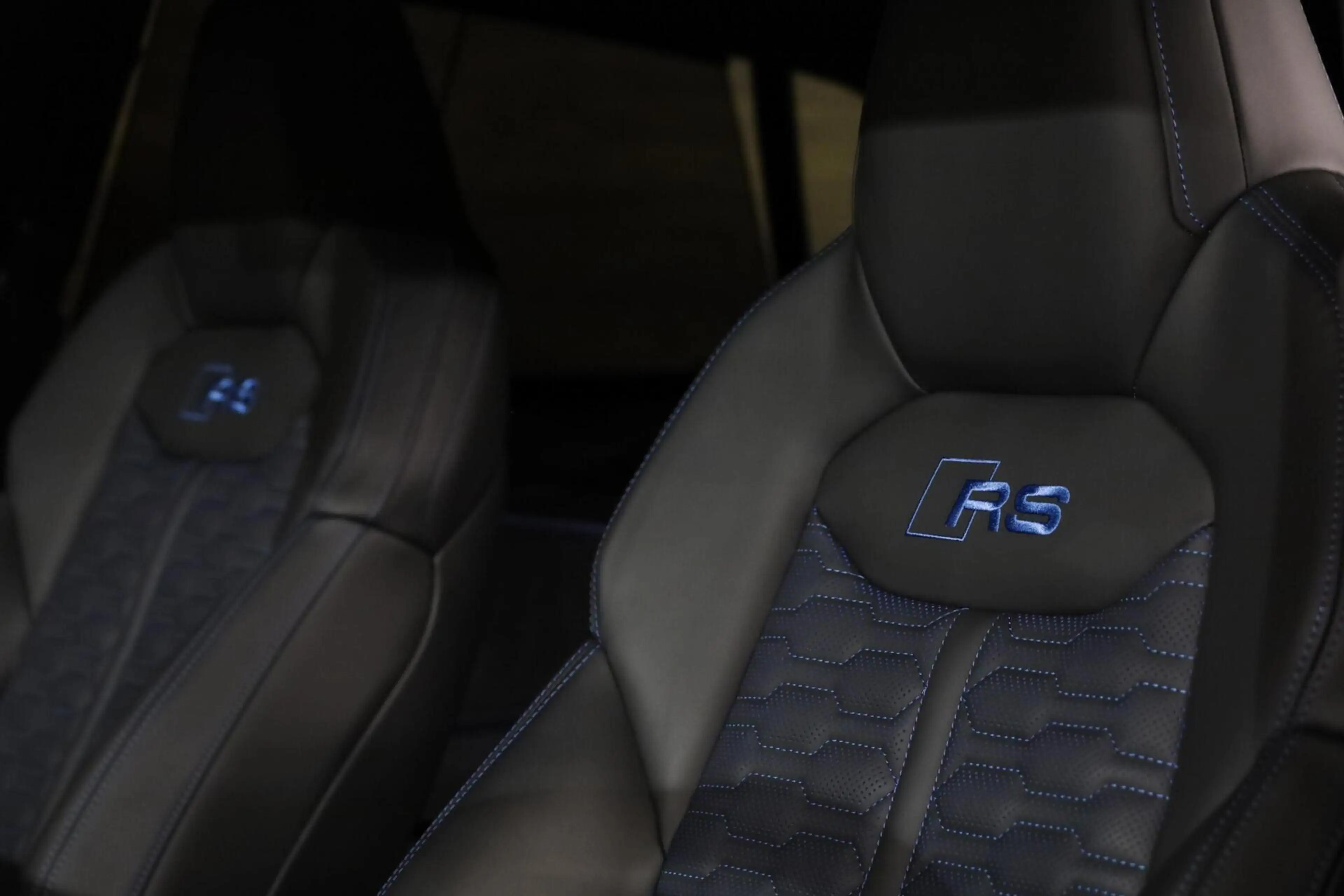 Audi RS Q8 Quattro Performance|Keramisch|Massage|Full Carbon| — photo 8