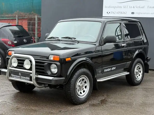 Lada Niva 1.7i 4x4 TAIGA *AHK*15-ZOLL ALU*ROSTFREI*