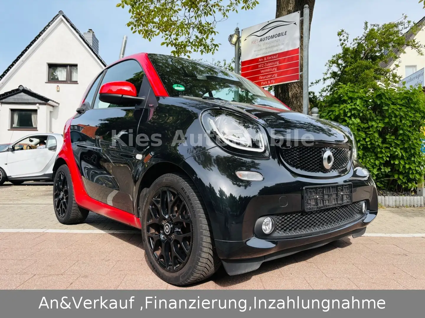 smart forTwo Prime Sport 90Ps AUTOM/NAVI/LEDER/PANO Schwarz - 1