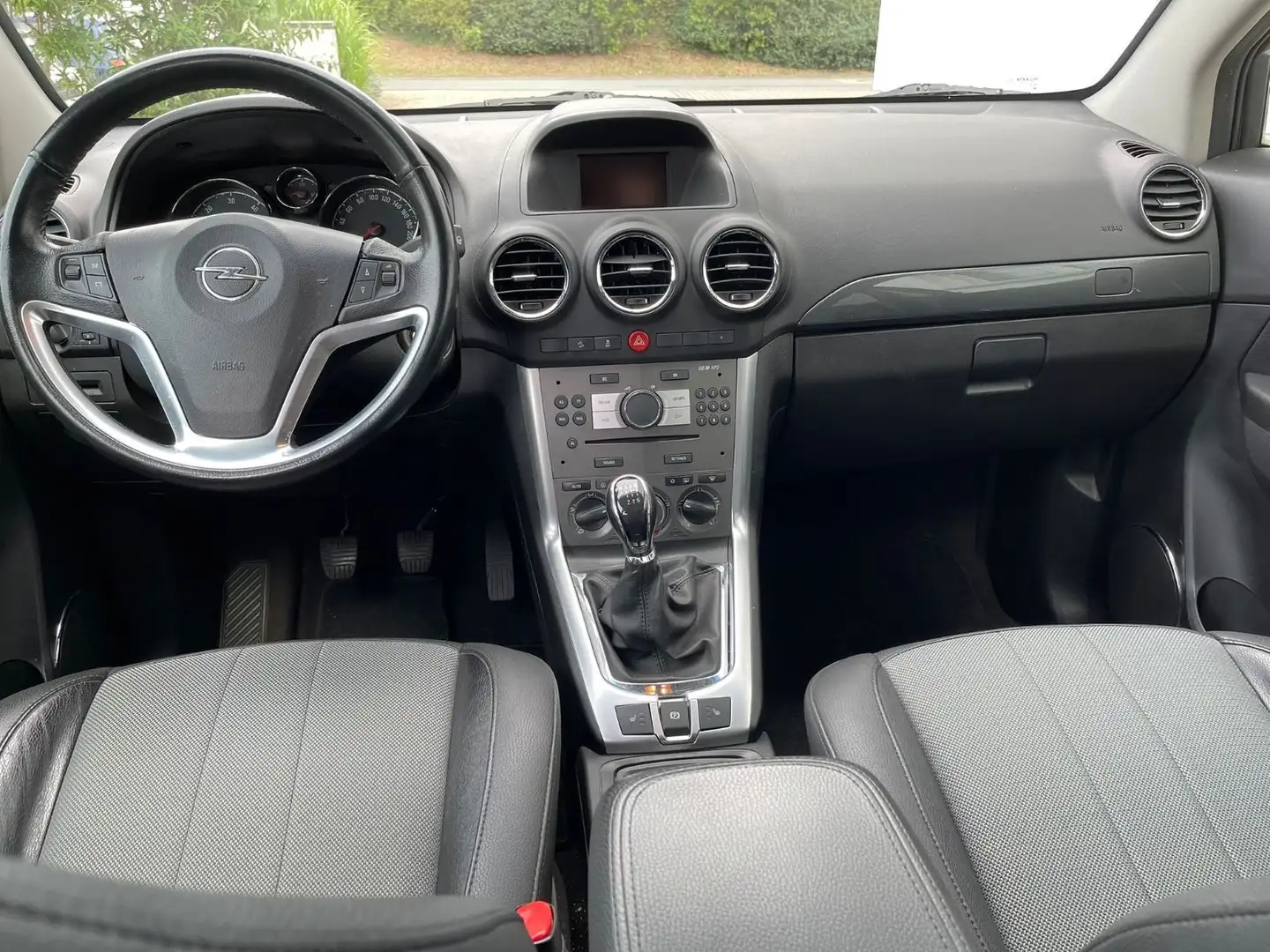 Opel Antara Design Edition 4x4 Beige - 2
