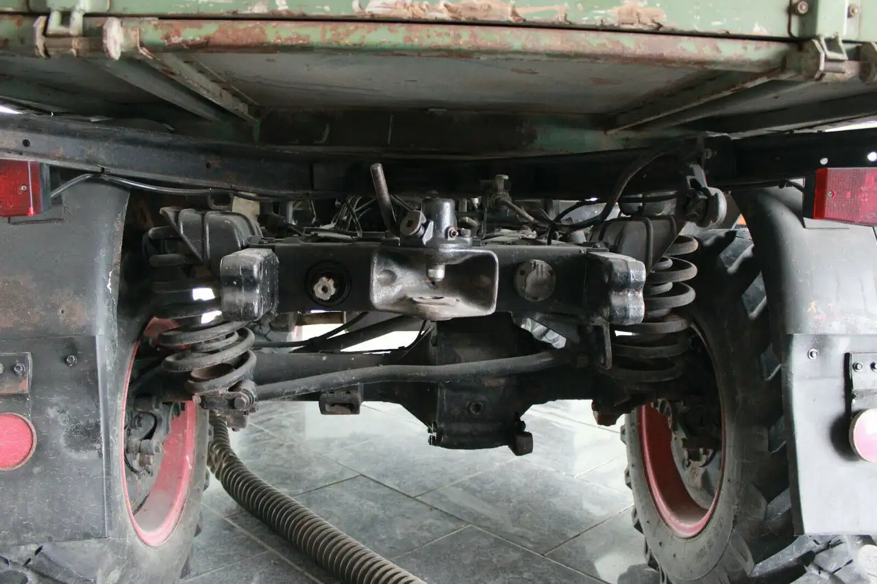 Mercedes-Benz Unimog 421 Cabrio, foto 12