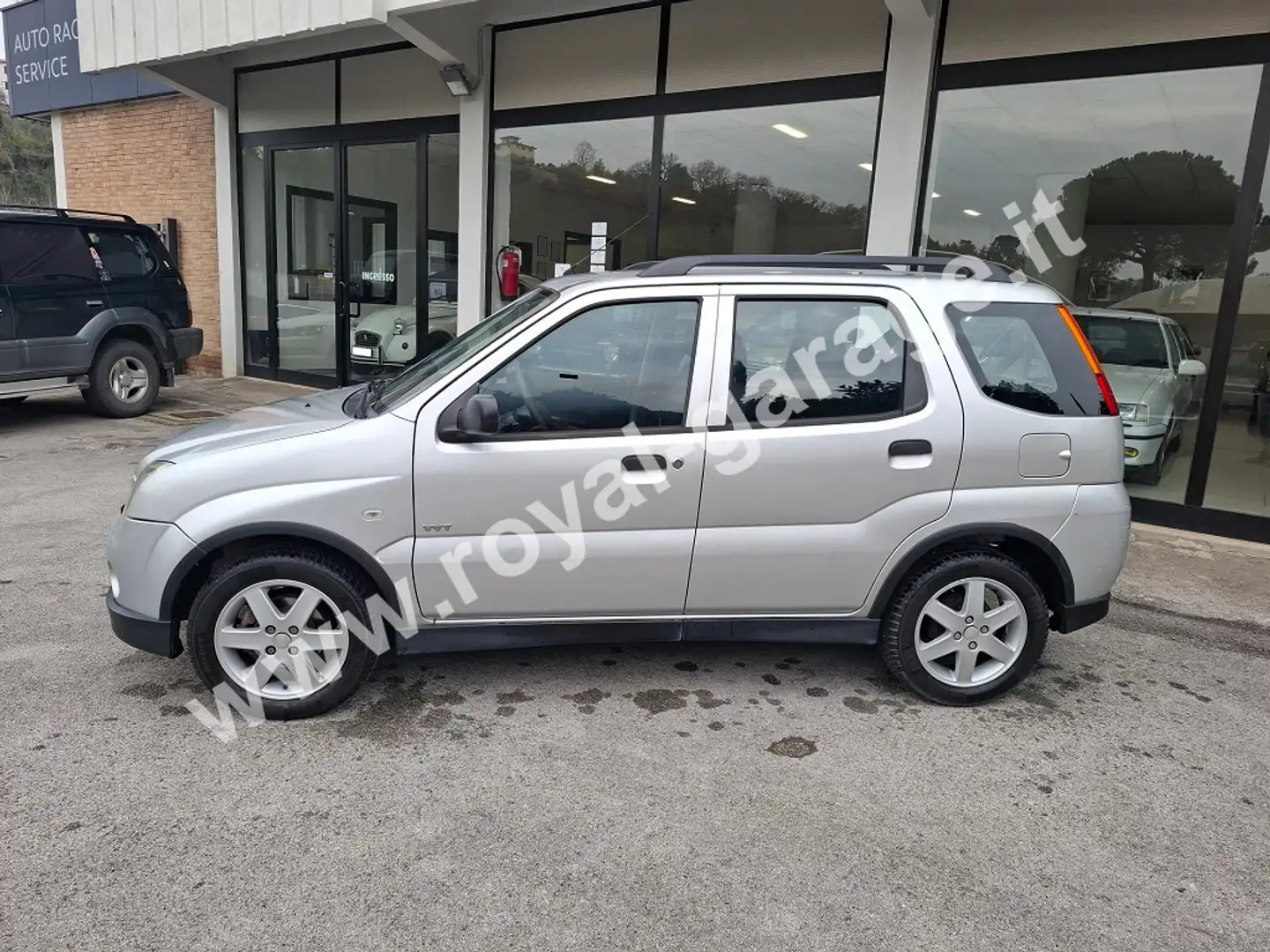 Suzuki Ignis 1.5 16v 4x4 Deluxe (NEOPATENTATI) Silber - 2
