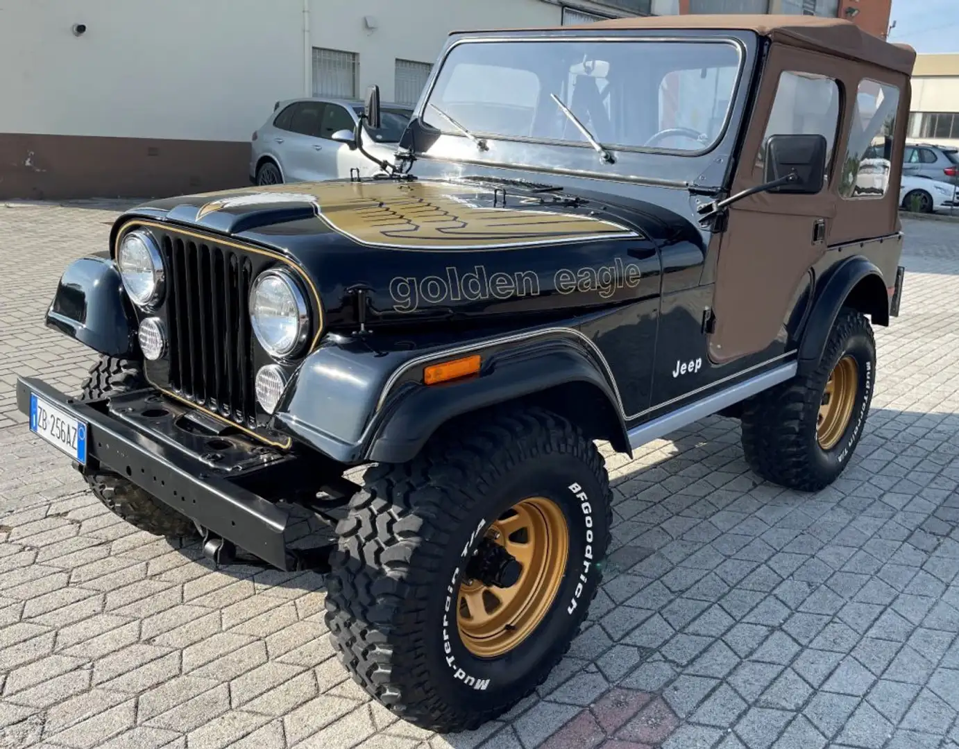 Jeep CJ-5 GOLDEN EAGLE V8 ORIGINALE RESTAURATO Siyah - 1