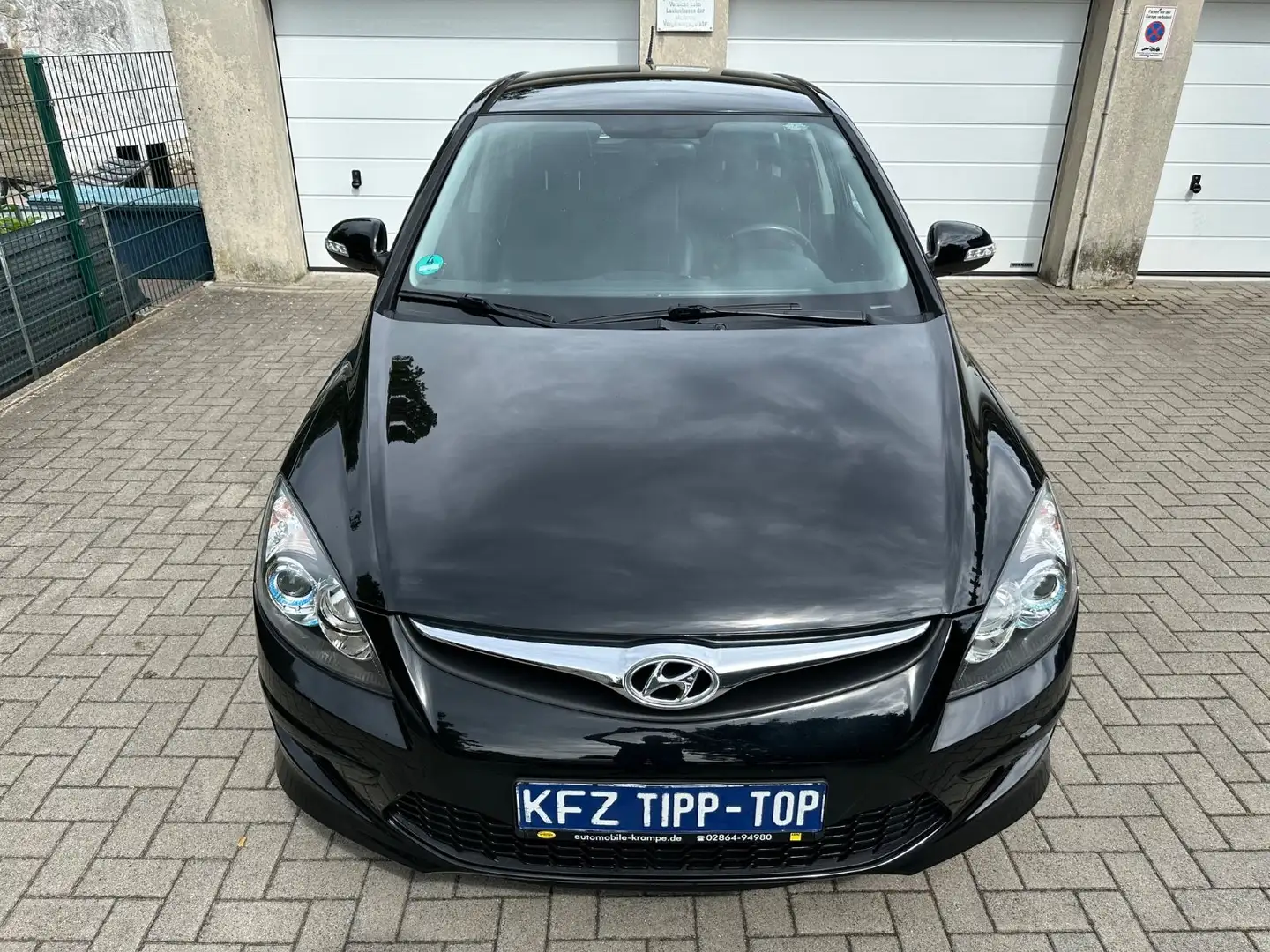 Hyundai i30 Classic/Klima/1.Hand/Scheckheft/Tüv neu/PDC Noir - 2