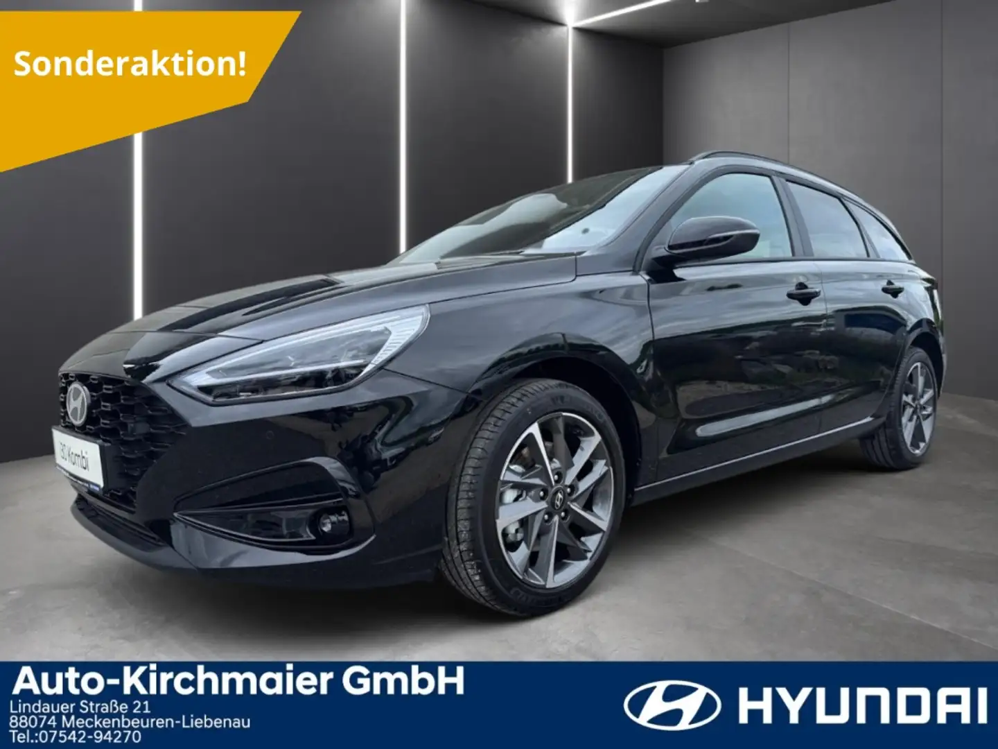 Hyundai i30 Kombi Advantage Mild-Hybrid 1.5 T-GDI Navi R-Cam S Schwarz - 1