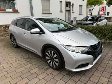 Tourer Executive ACC - Tüv-AU: 12-2027 -