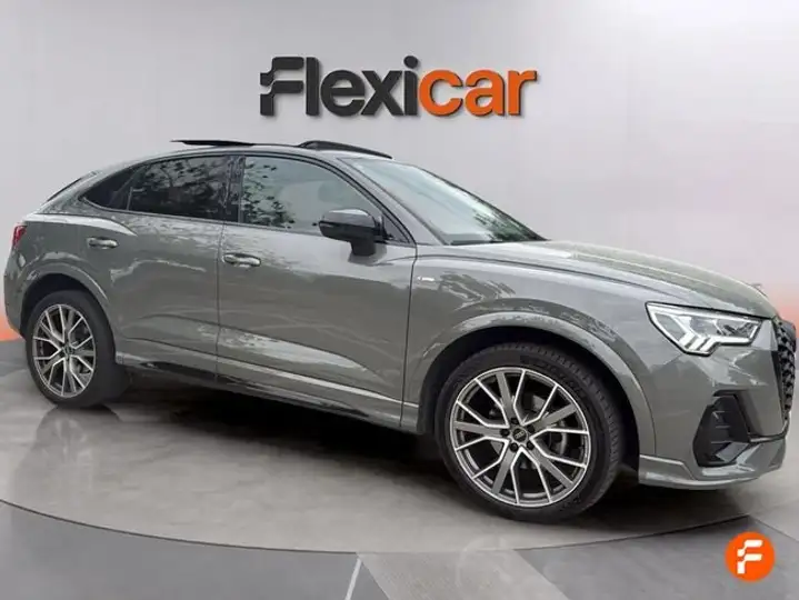 Audi Q3 1.5 Black line 35 TFSI 2025, foto 11