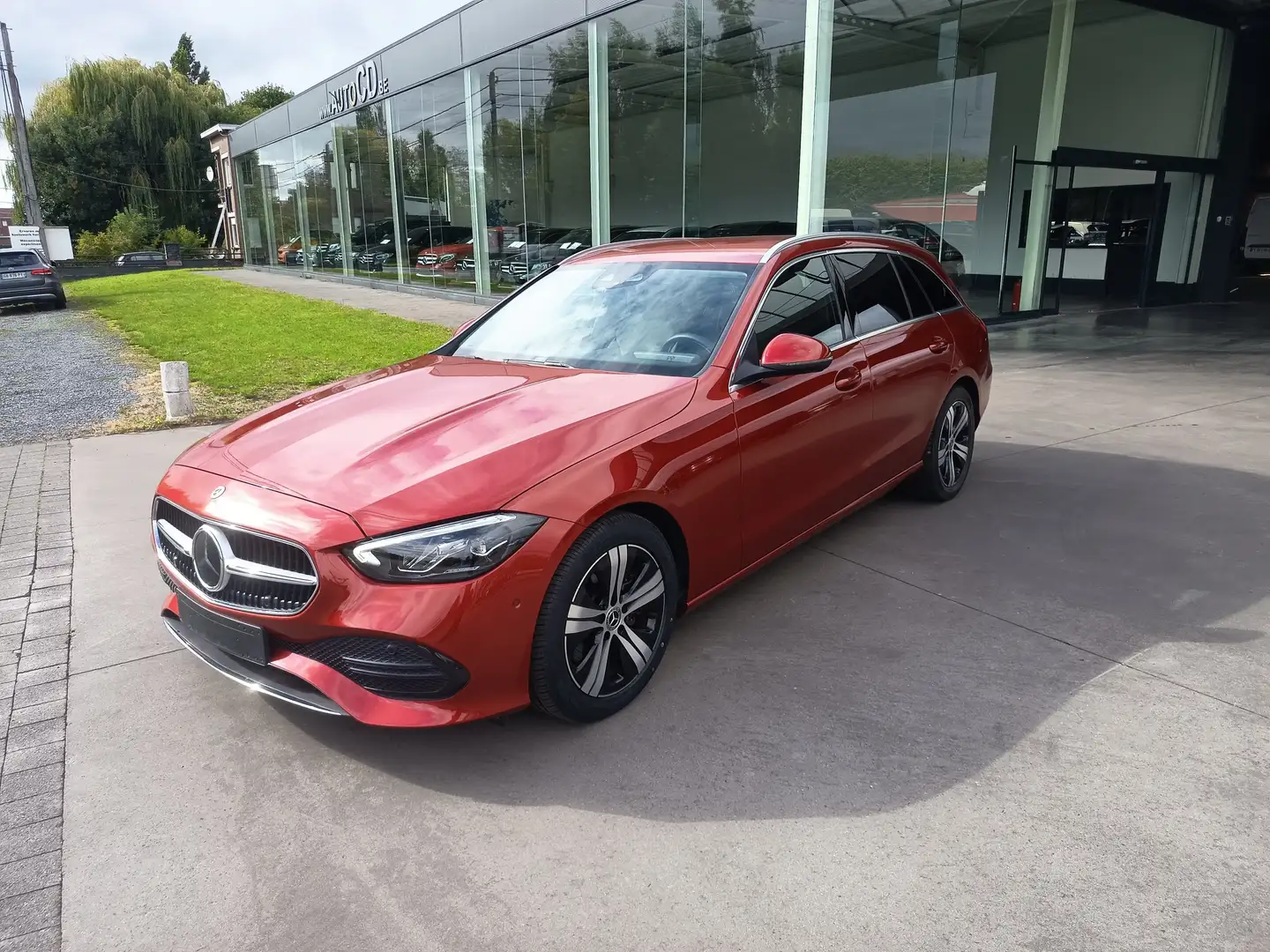 Mercedes-Benz C 200 C 200d Avantgarde Ambiente Camera 9G-TRONIC Rood - 1