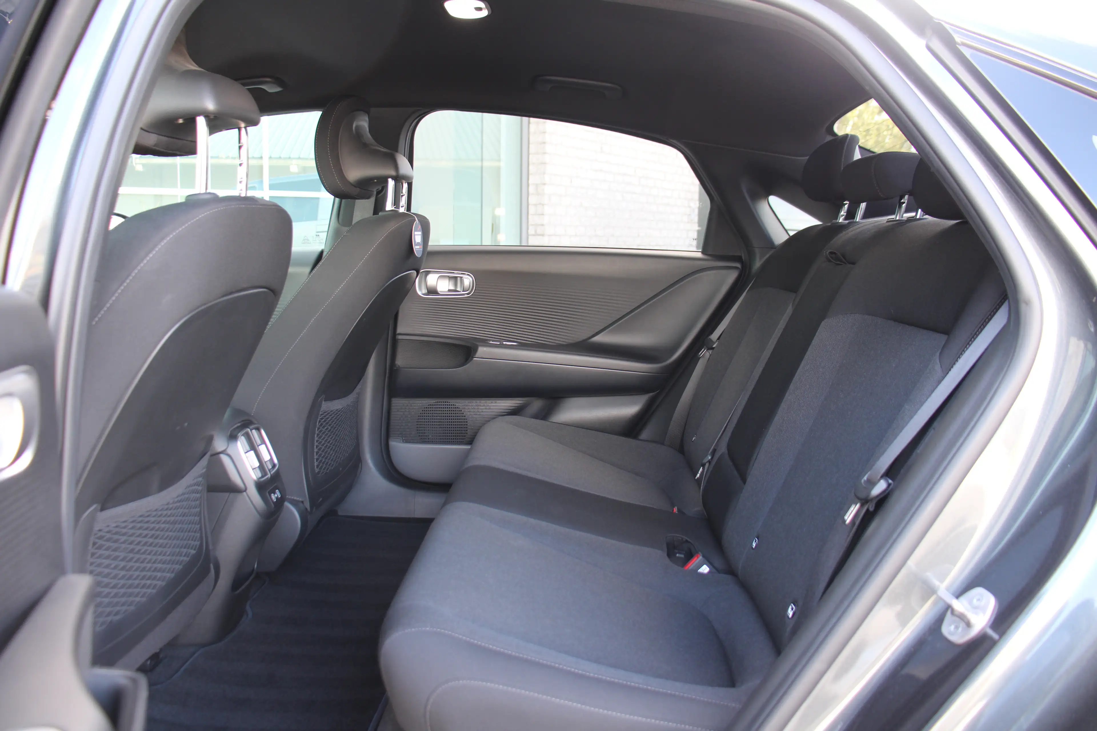 Hyundai IONIQ 6 EV Core plus 77 KWh 228PK *500KM BEREIK* 2J GARANT — photo 13