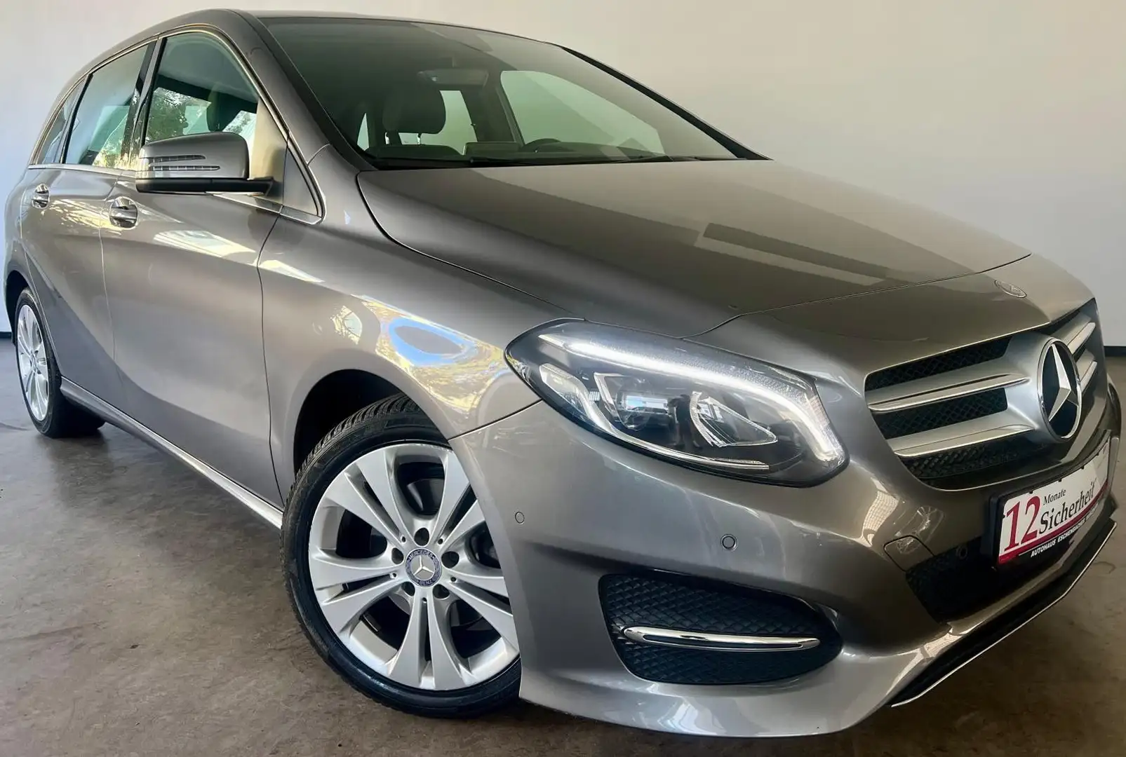 Mercedes-Benz B 220 4Matic,LED,NAVI,Kamera,PDC,Shz, Grau - 1
