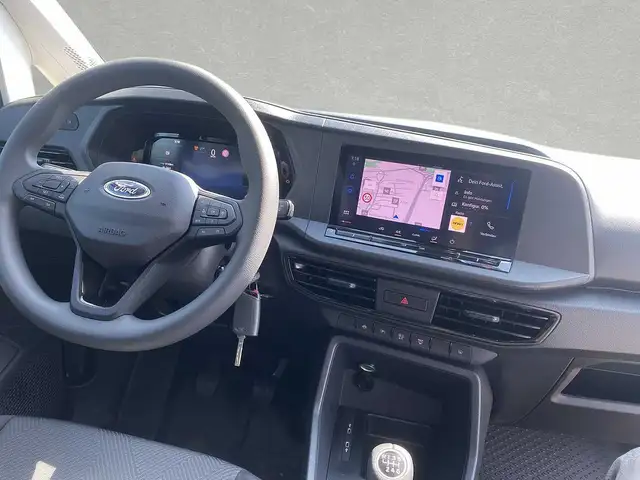 Ford Transit Connect view 4