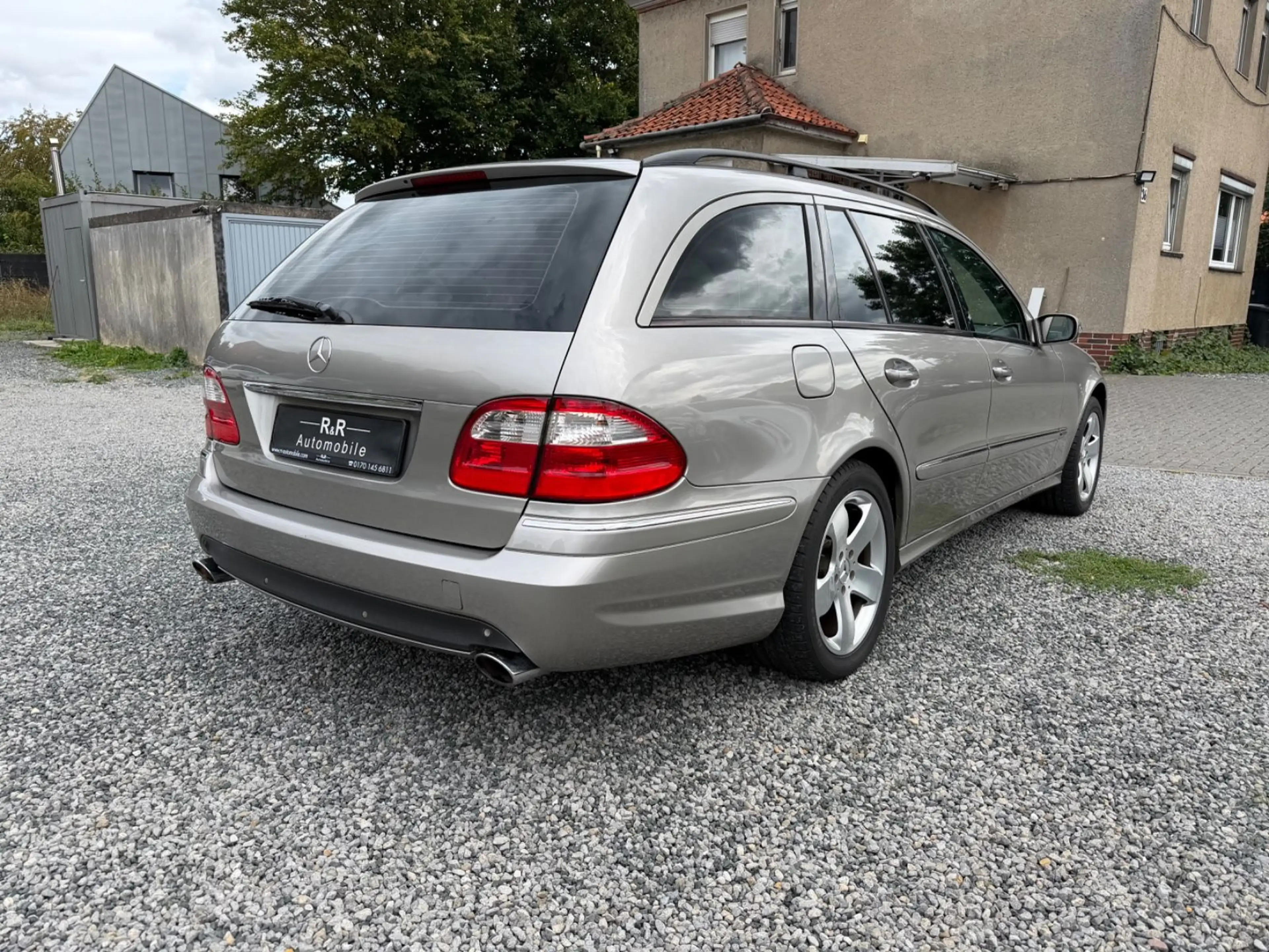 Mercedes-Benz E 320 T Elegance AMG PAKET DESIGNO LPG PRINS SHD — photo 6