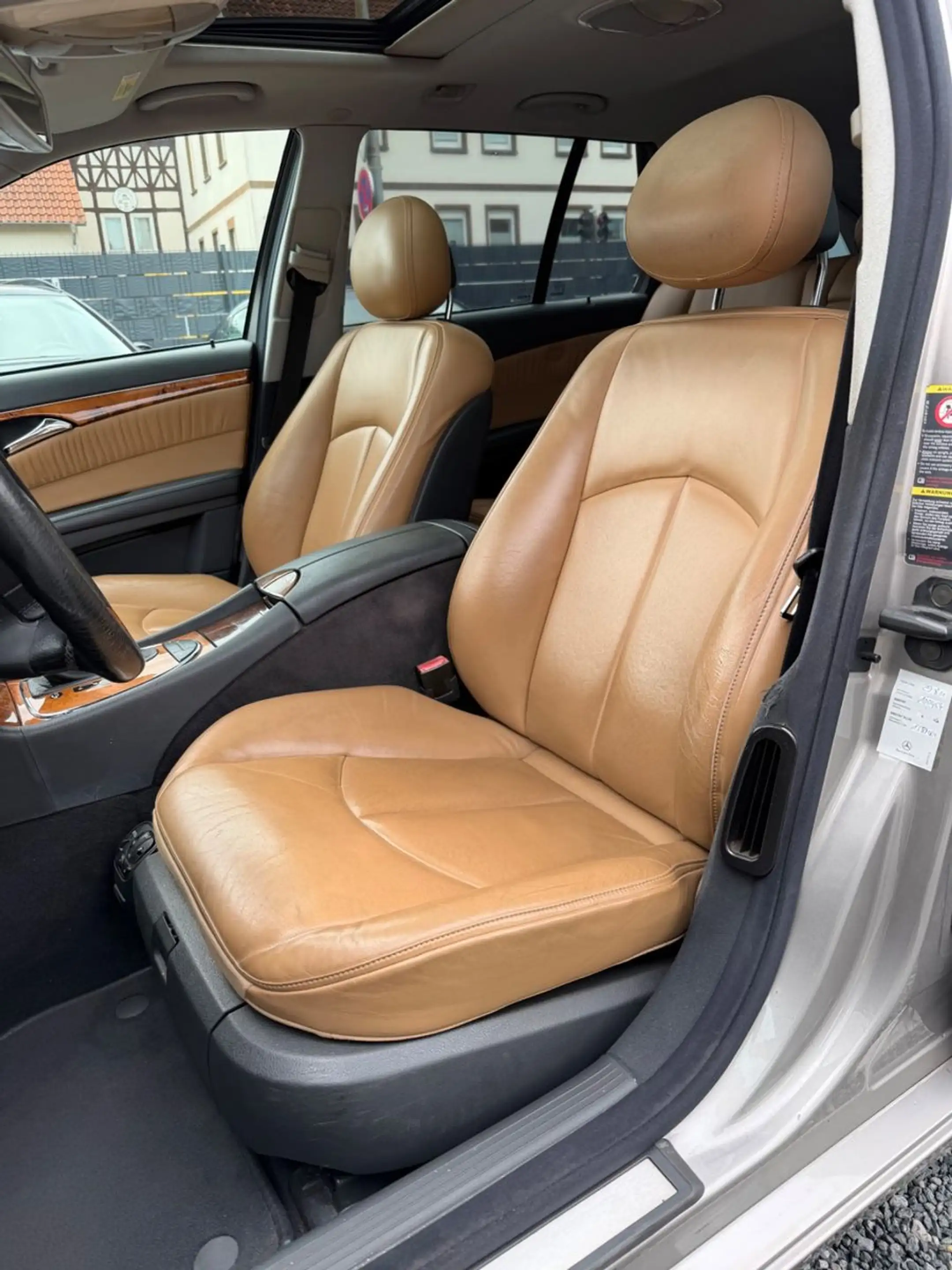 Mercedes-Benz E 320 T Elegance AMG PAKET DESIGNO LPG PRINS SHD — photo 13