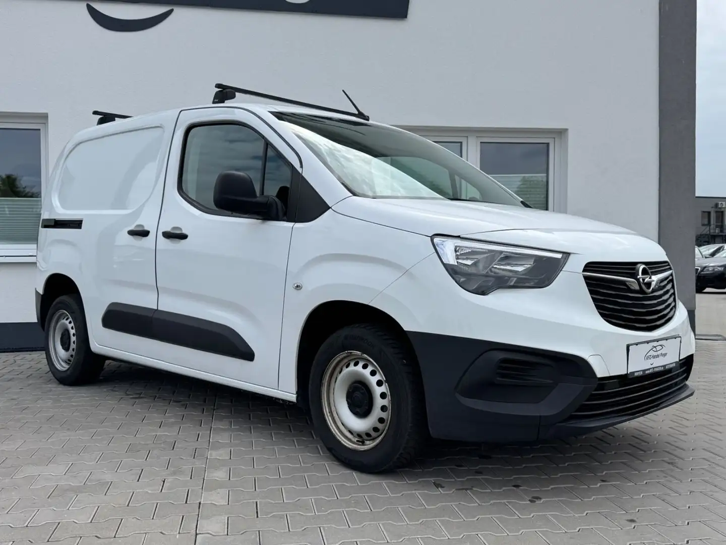 Opel Combo E Cargo Selection Weiß - 2