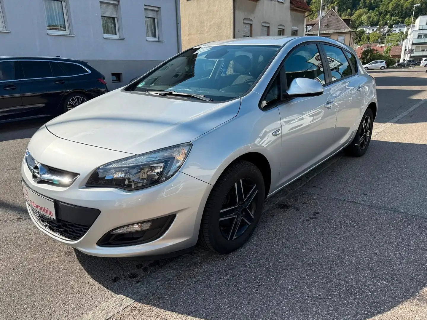 Opel Astra J Lim. 5-trg. Edition-Euro 6 Silber - 2