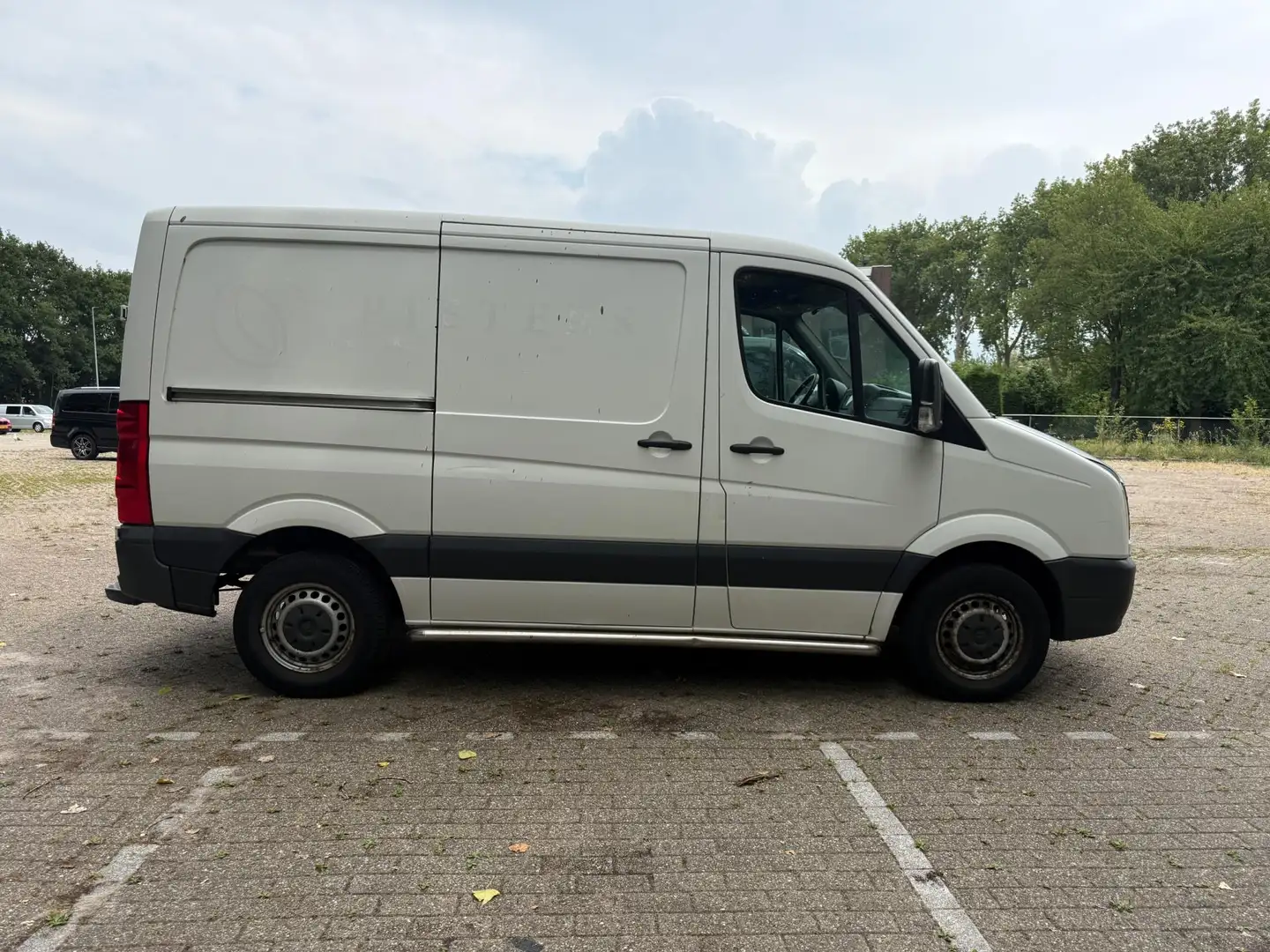 Volkswagen Crafter 28 2.0 TDI 3pers Cruise White Edition Wit - 2