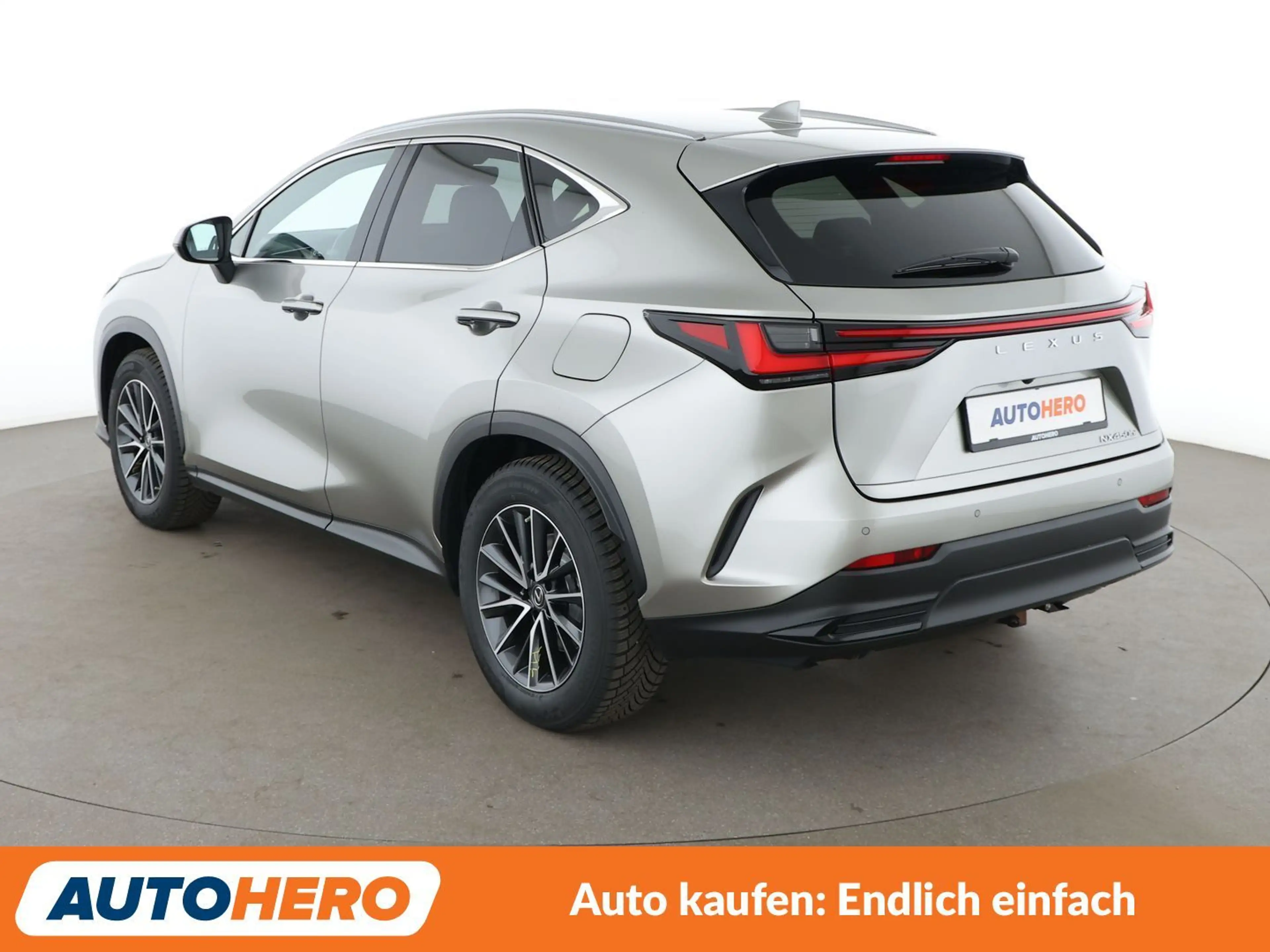 Lexus NX 450h+ NX 450h+ E-Four Aut.*NAV*ACC*CAM*PDC*SHZ*AHK*ALU* — photo 4