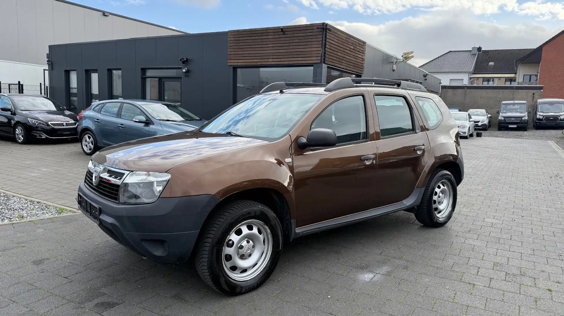 Dacia Duster I 4x4 | Klima | AHK | Euro 5 Braun - 1