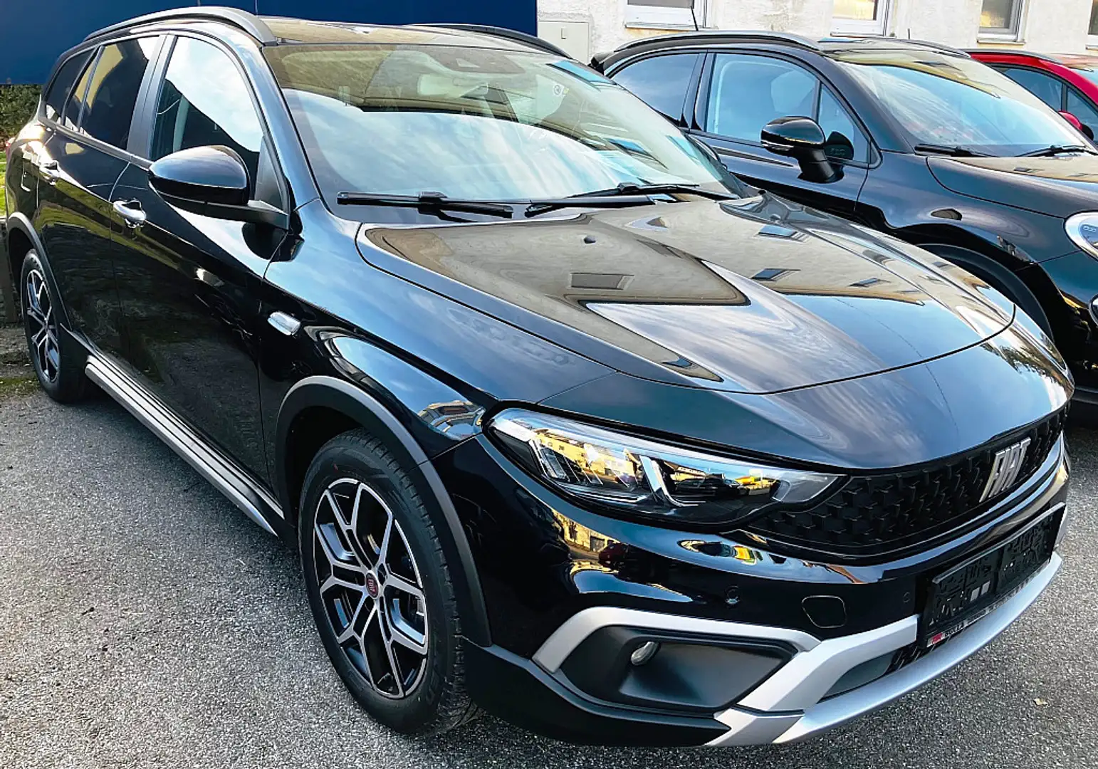 Fiat Tipo Hybrid 130 eDCT7 Cross Zwart - 2
