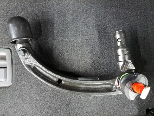 Opel Astra view 8