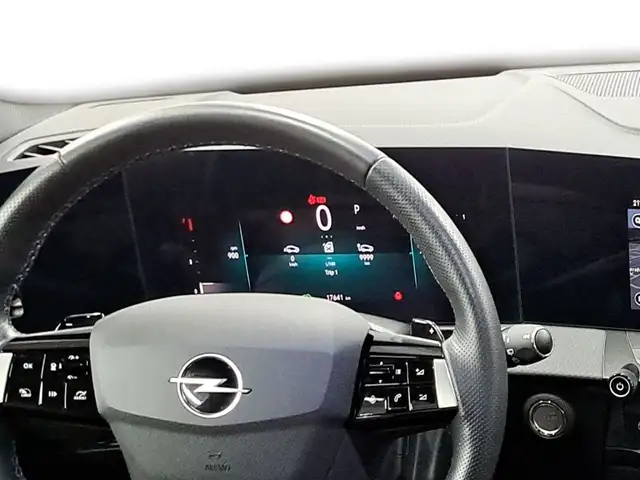 Opel Astra view 13