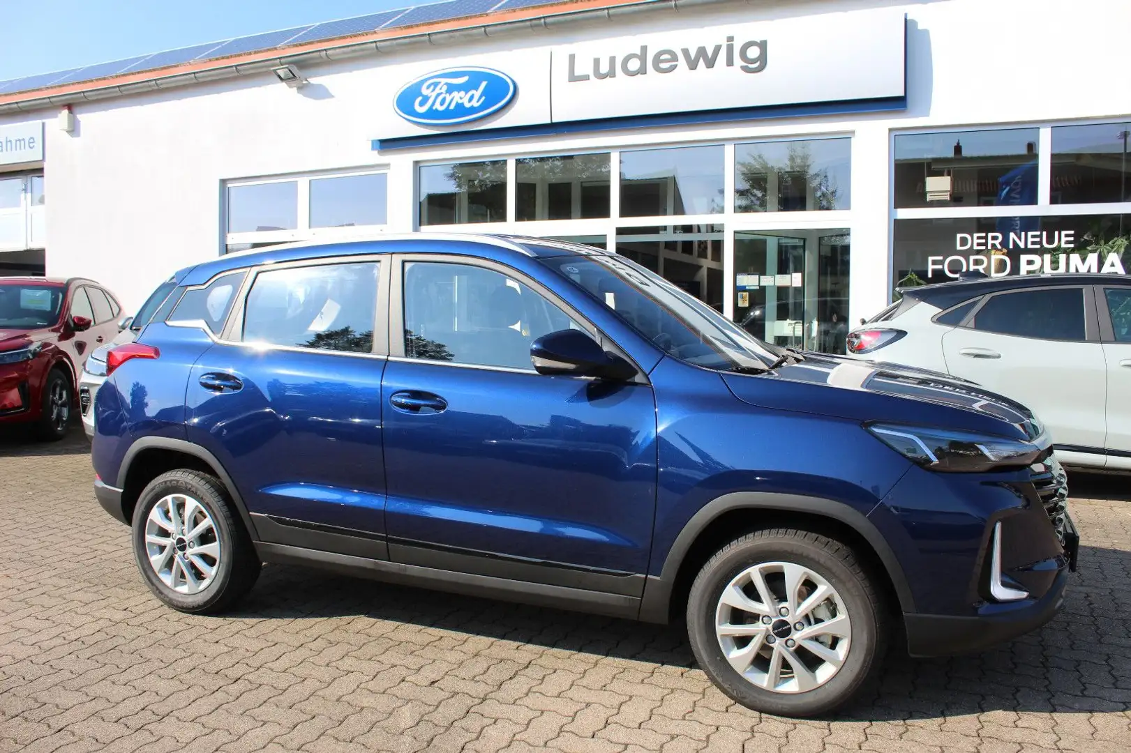 BAIC X35 Einparkhilfe Klima Bluetooth Blu/Azzurro - 1