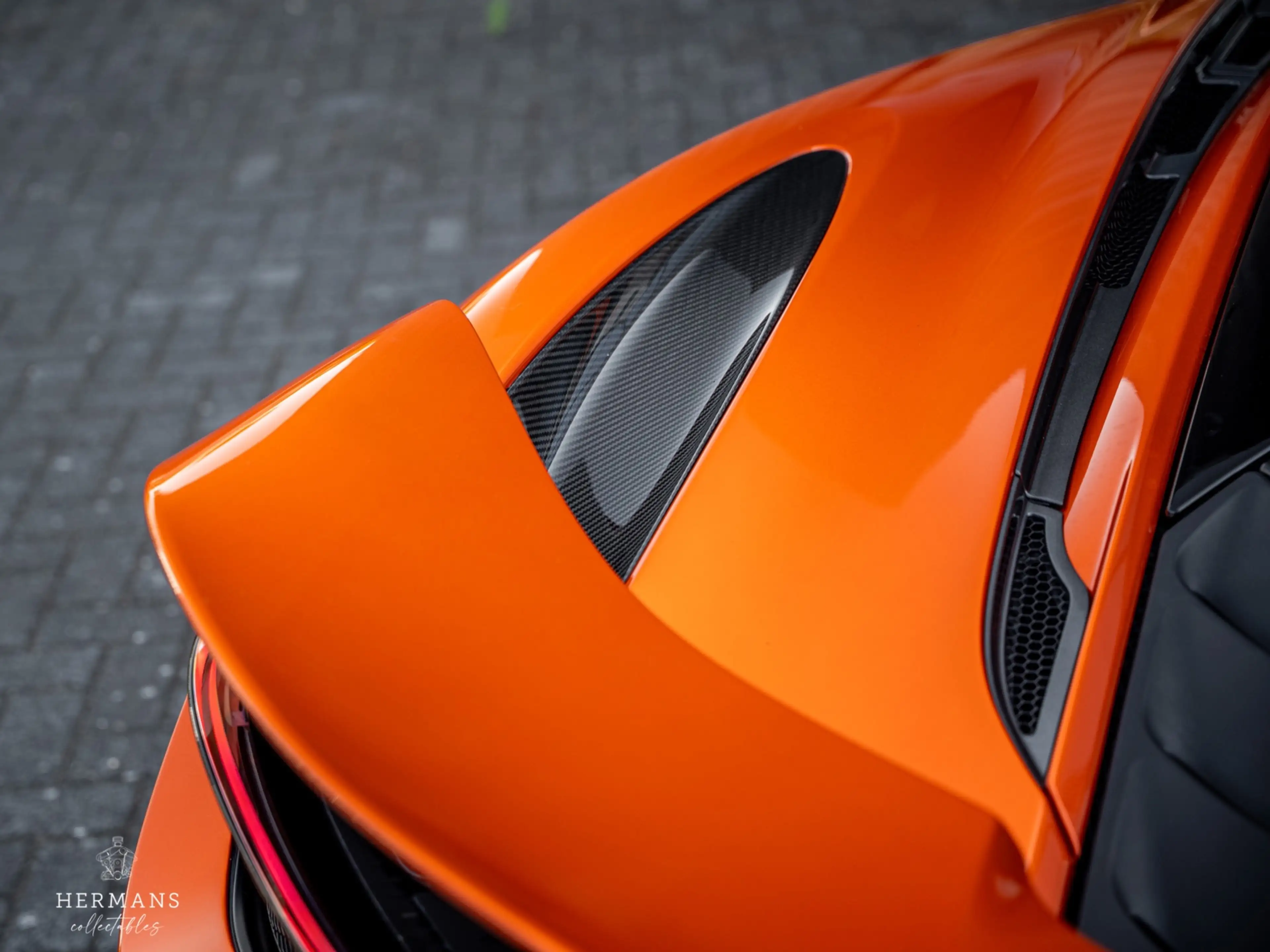 McLaren 720S 4.0 V8 Performance / Ceramic / Carbon - Pack 1 / L — photo 12