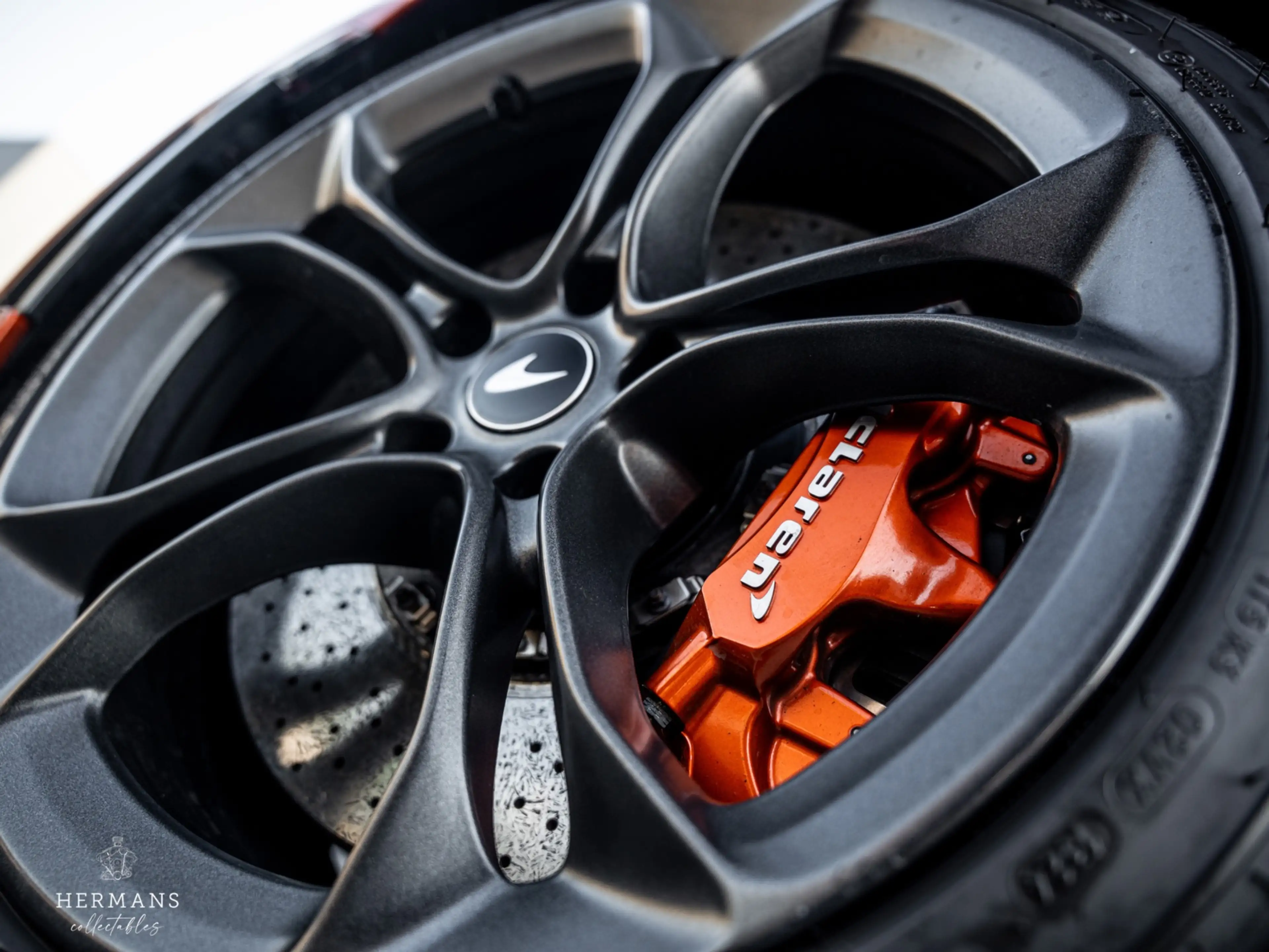 McLaren 720S 4.0 V8 Performance / Ceramic / Carbon - Pack 1 / L — photo 17