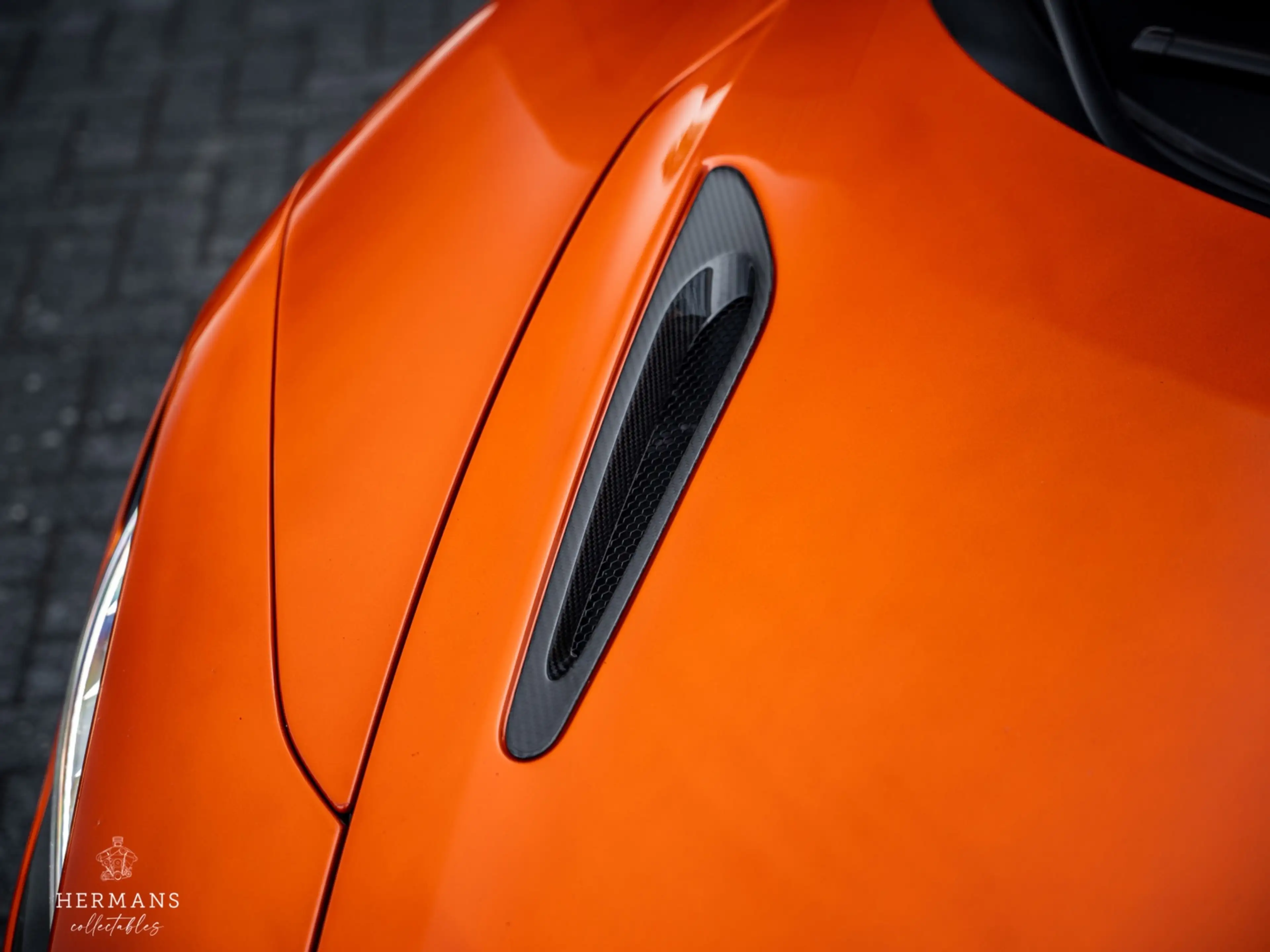 McLaren 720S 4.0 V8 Performance / Ceramic / Carbon - Pack 1 / L — photo 8