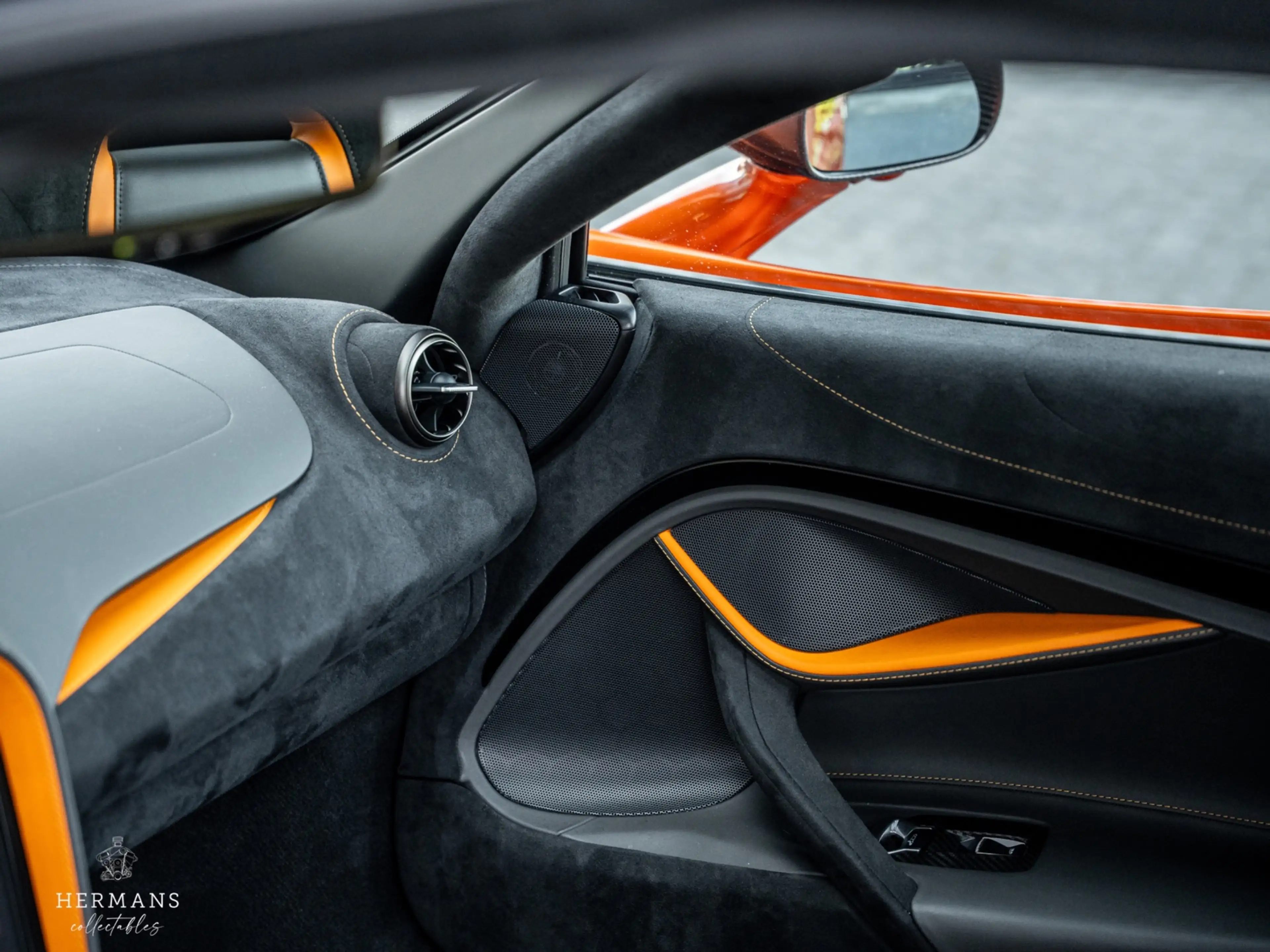 McLaren 720S 4.0 V8 Performance / Ceramic / Carbon - Pack 1 / L — photo 23