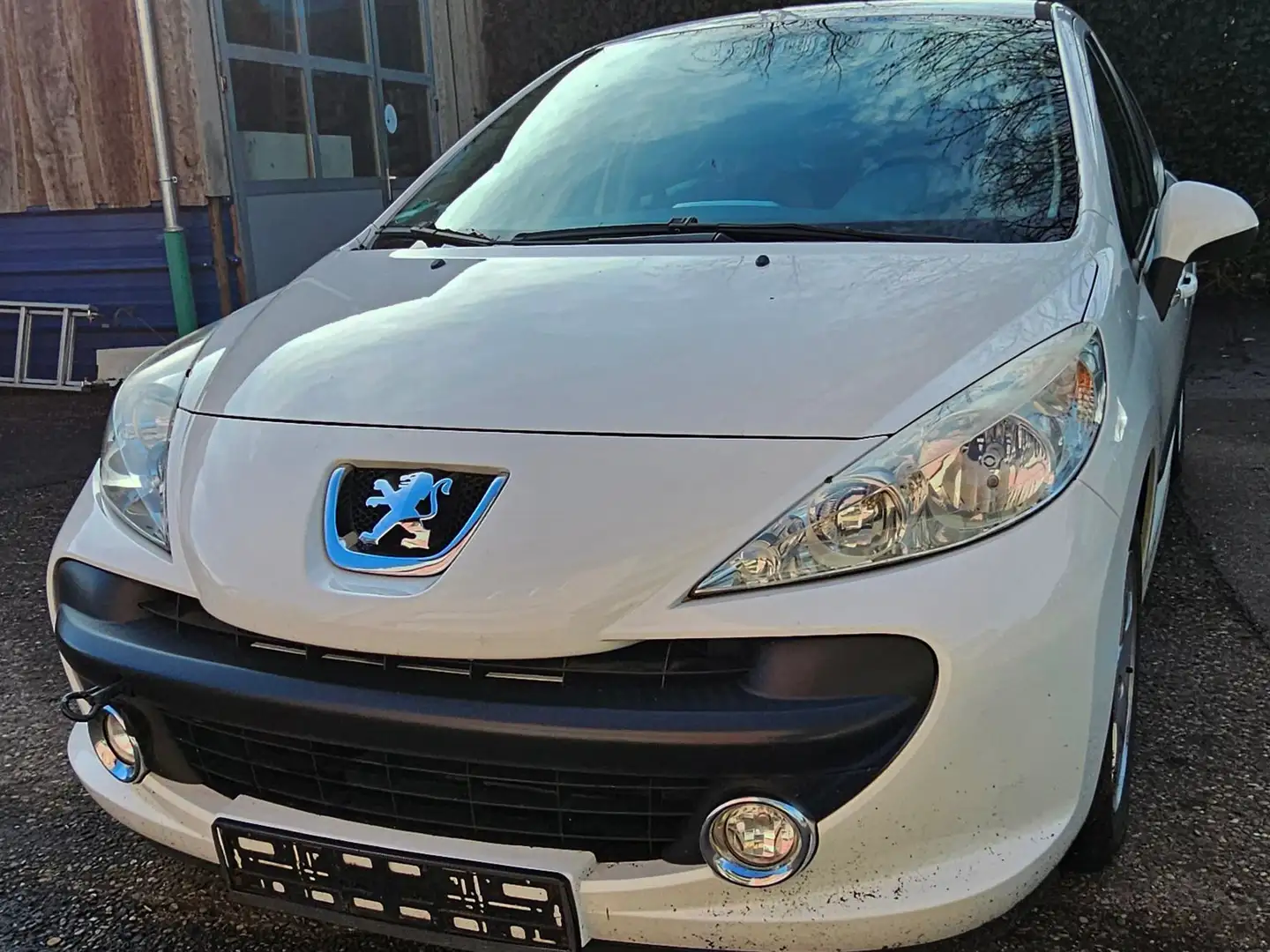 Peugeot 207 Urban Move Blanc - 1