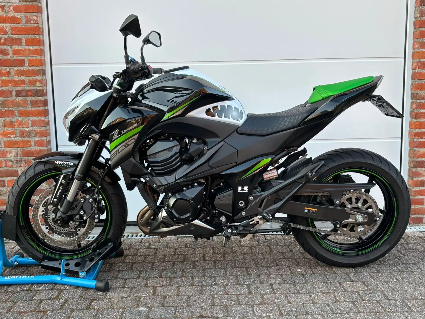Kawasaki Z 800 ABS Performance edition Vert - 2