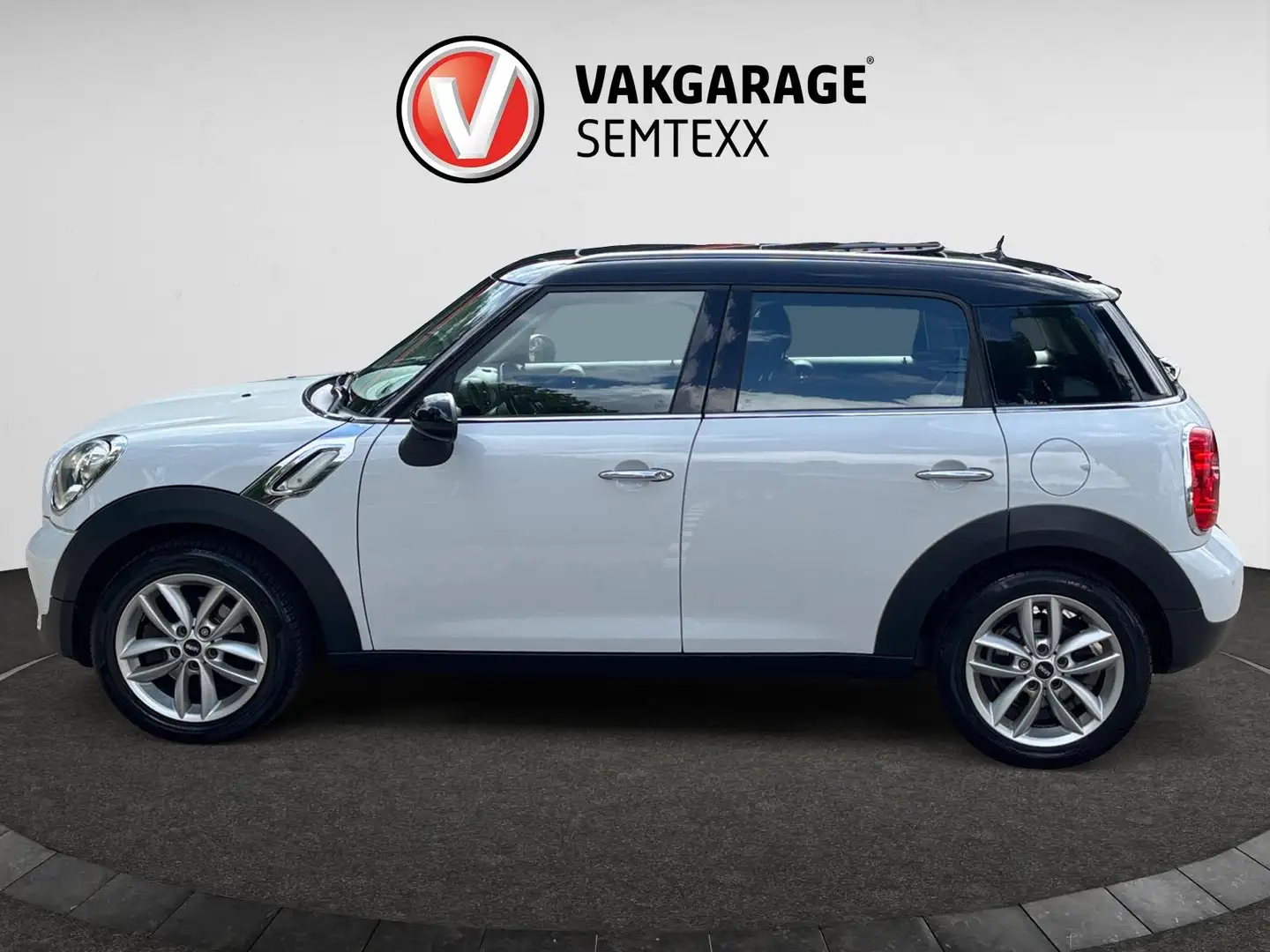 MINI Cooper Countryman Mini 1.6 | Automaat | Dubbel Pano Dak | Boekjes! | Weiß - 2