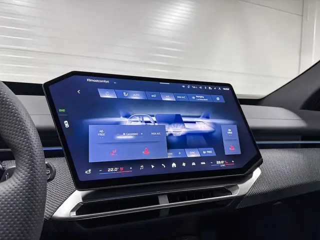 BMW iX3 view 15