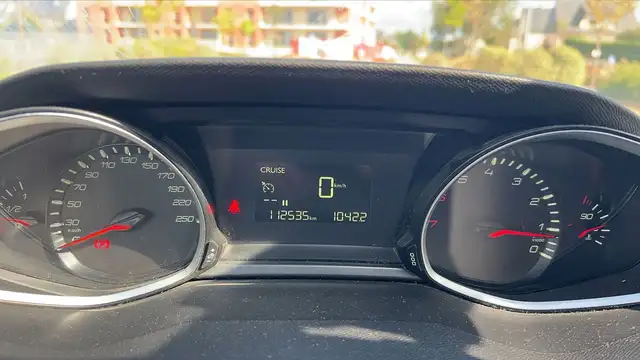 Peugeot 308 view 12