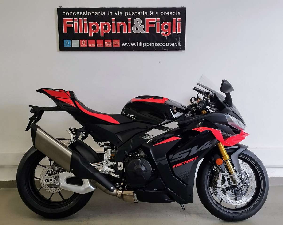 Aprilia RSV4 1100 FACTORY