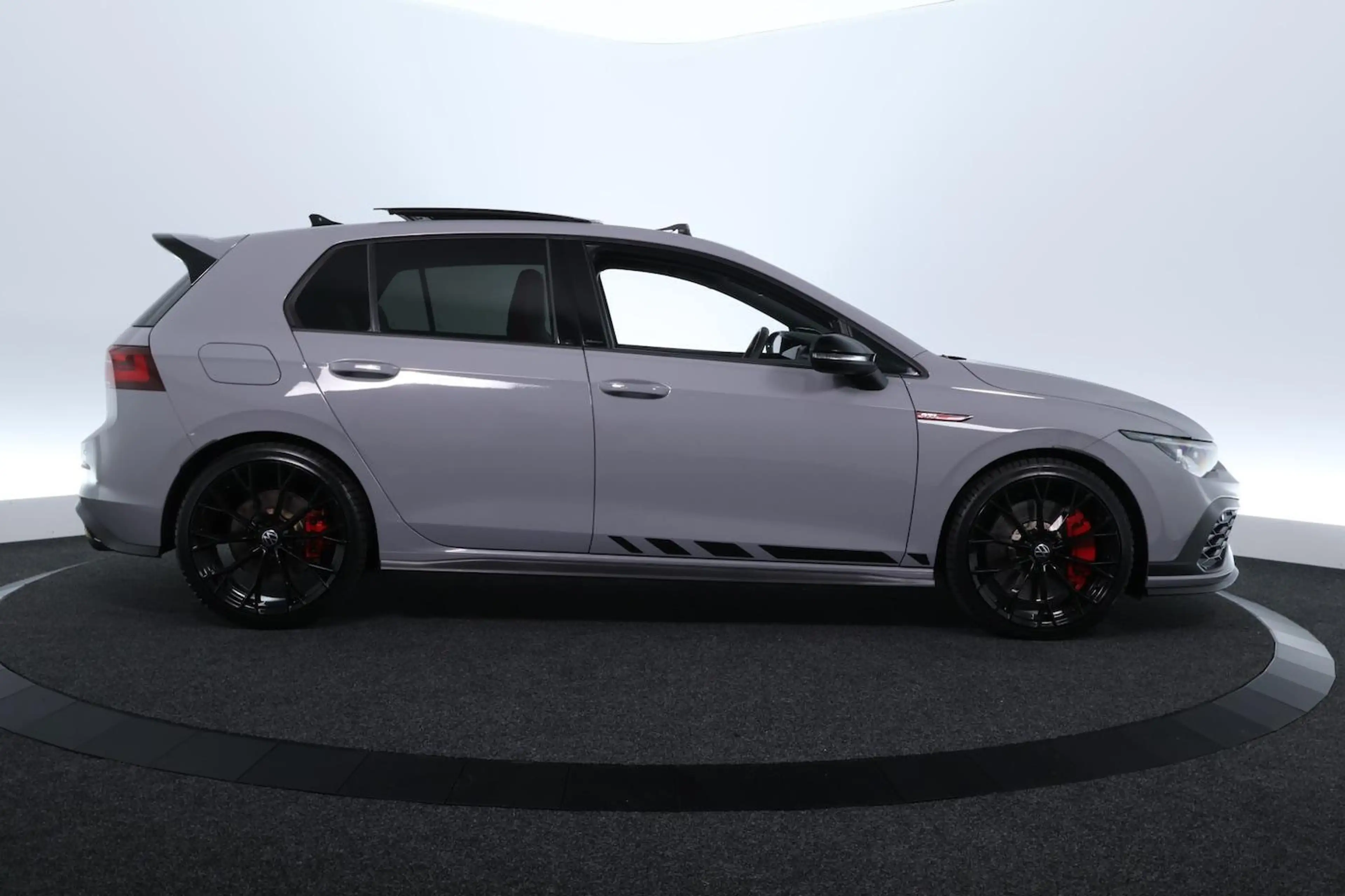 Volkswagen Golf GTI 2.0 TSI Clubsport |PANO|H&K|IQ.LIGHT|CAMERA|HUD|SF — photo 4