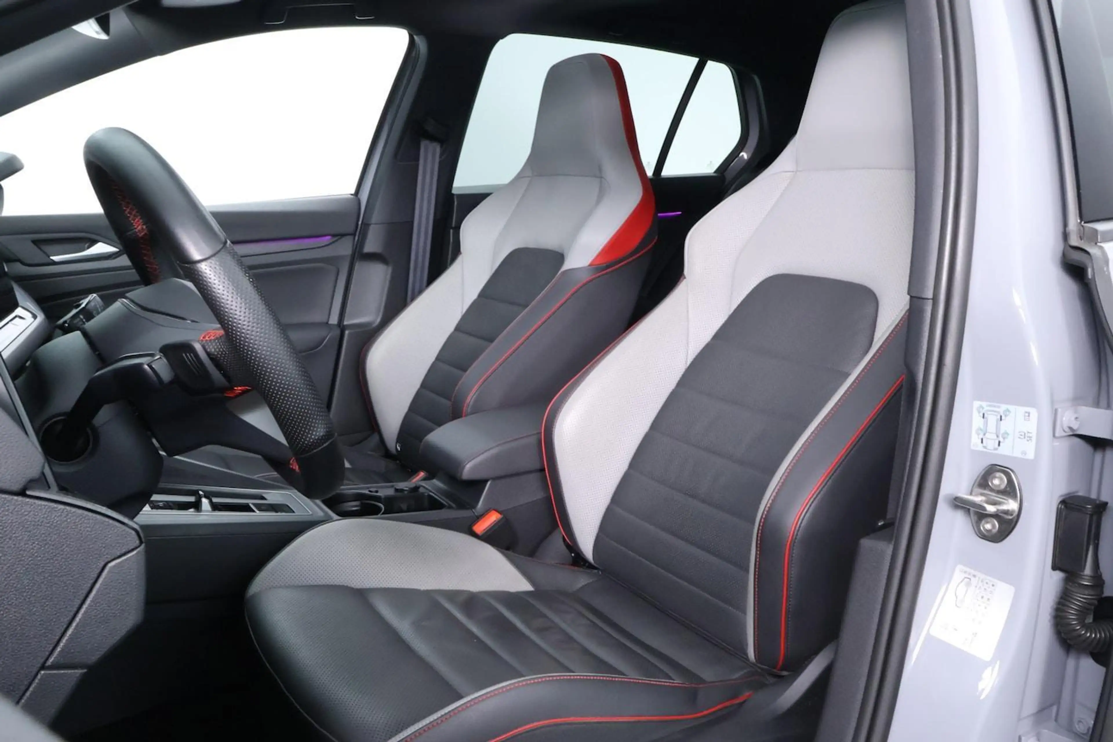 Volkswagen Golf GTI 2.0 TSI Clubsport |PANO|H&K|IQ.LIGHT|CAMERA|HUD|SF — photo 11