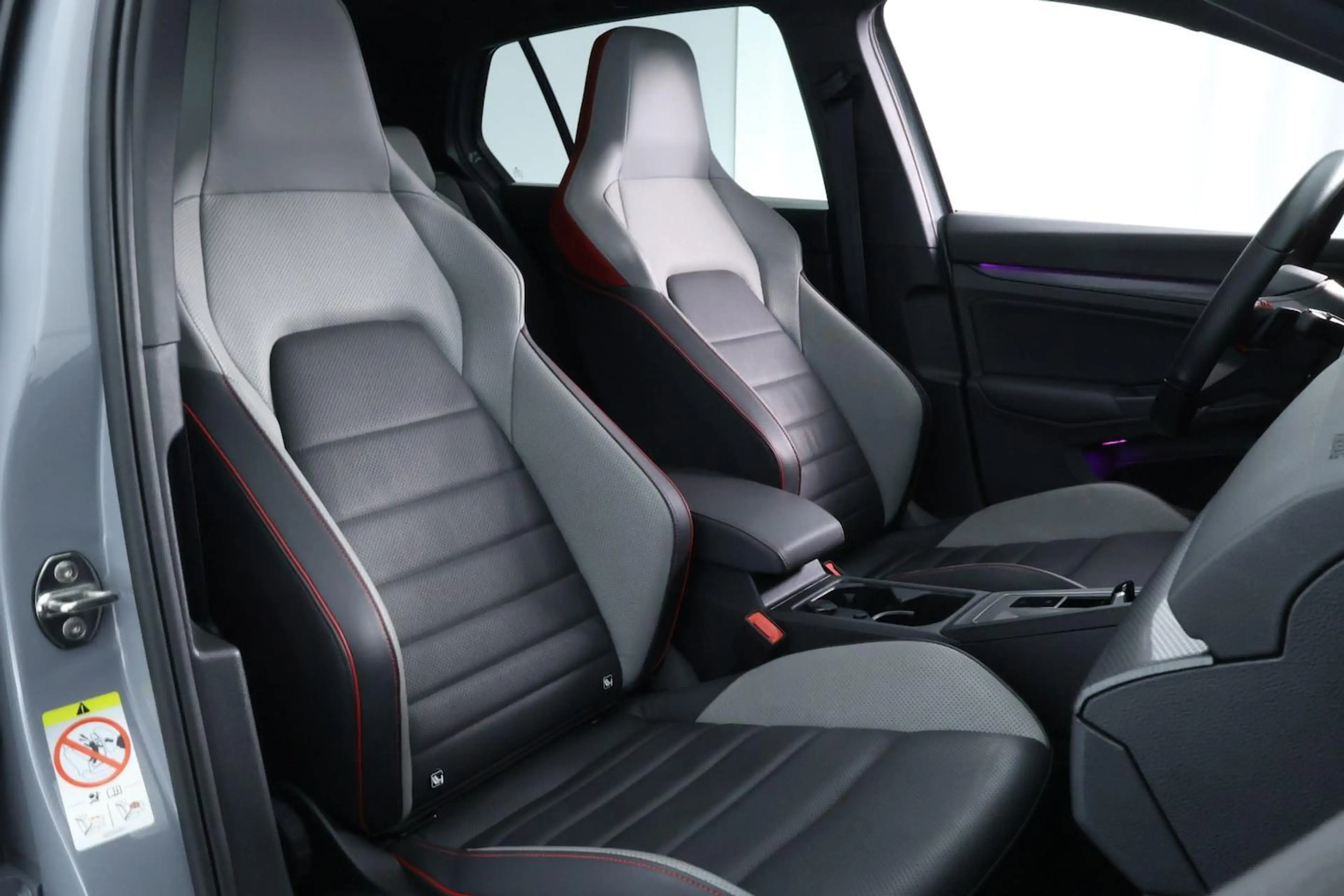 Volkswagen Golf GTI 2.0 TSI Clubsport |PANO|H&K|IQ.LIGHT|CAMERA|HUD|SF — photo 14