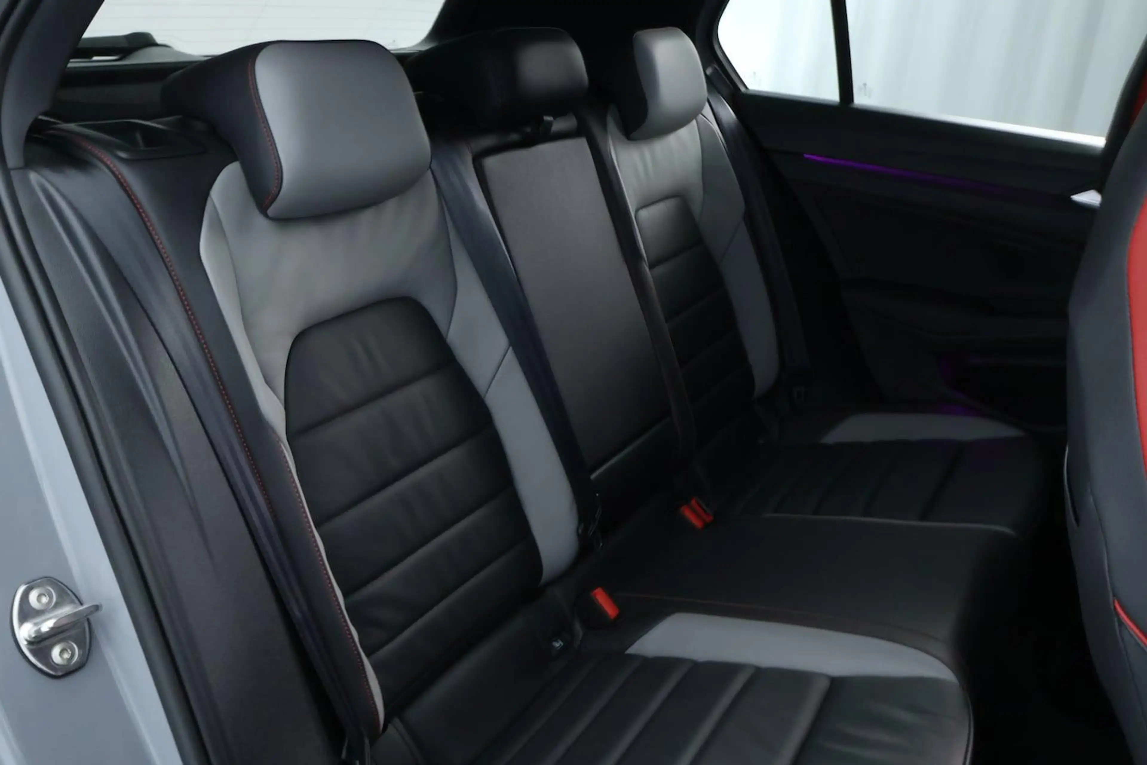 Volkswagen Golf GTI 2.0 TSI Clubsport |PANO|H&K|IQ.LIGHT|CAMERA|HUD|SF — photo 20