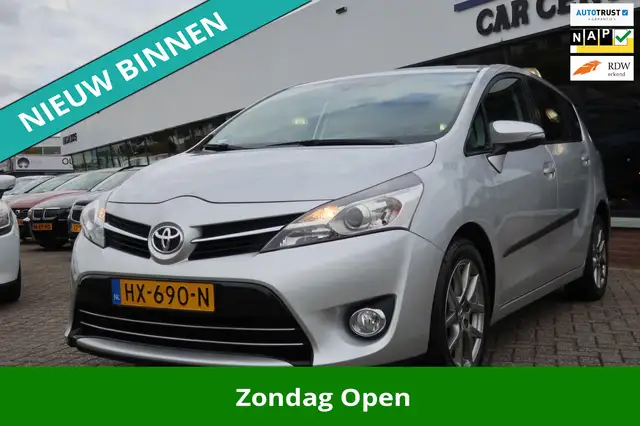 Toyota Verso 1.8 VVT-i Business 7p. 1e EIG_NAVI_CAM_CRUIS_17-IN